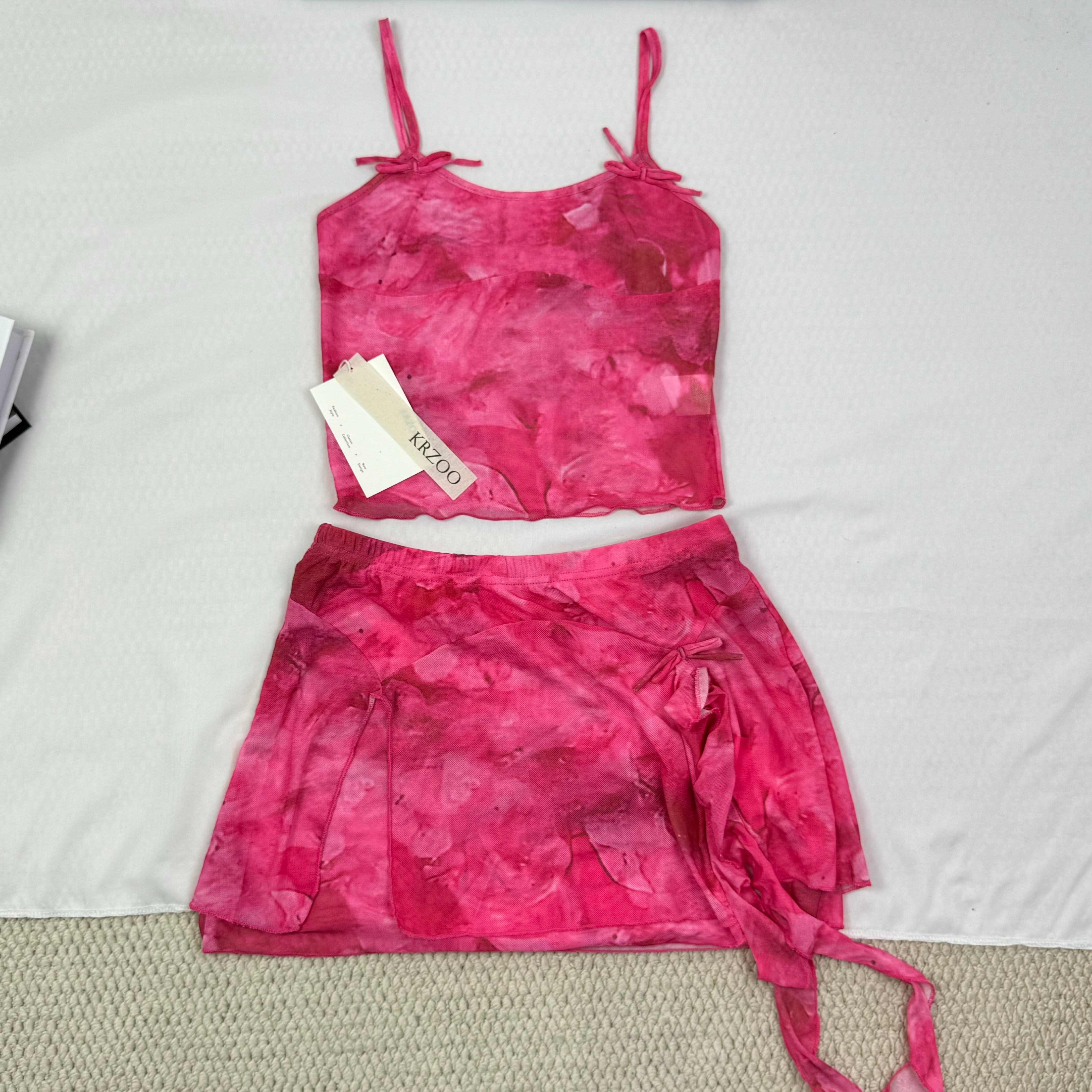 Printed halter-top slit mid-length skirt set