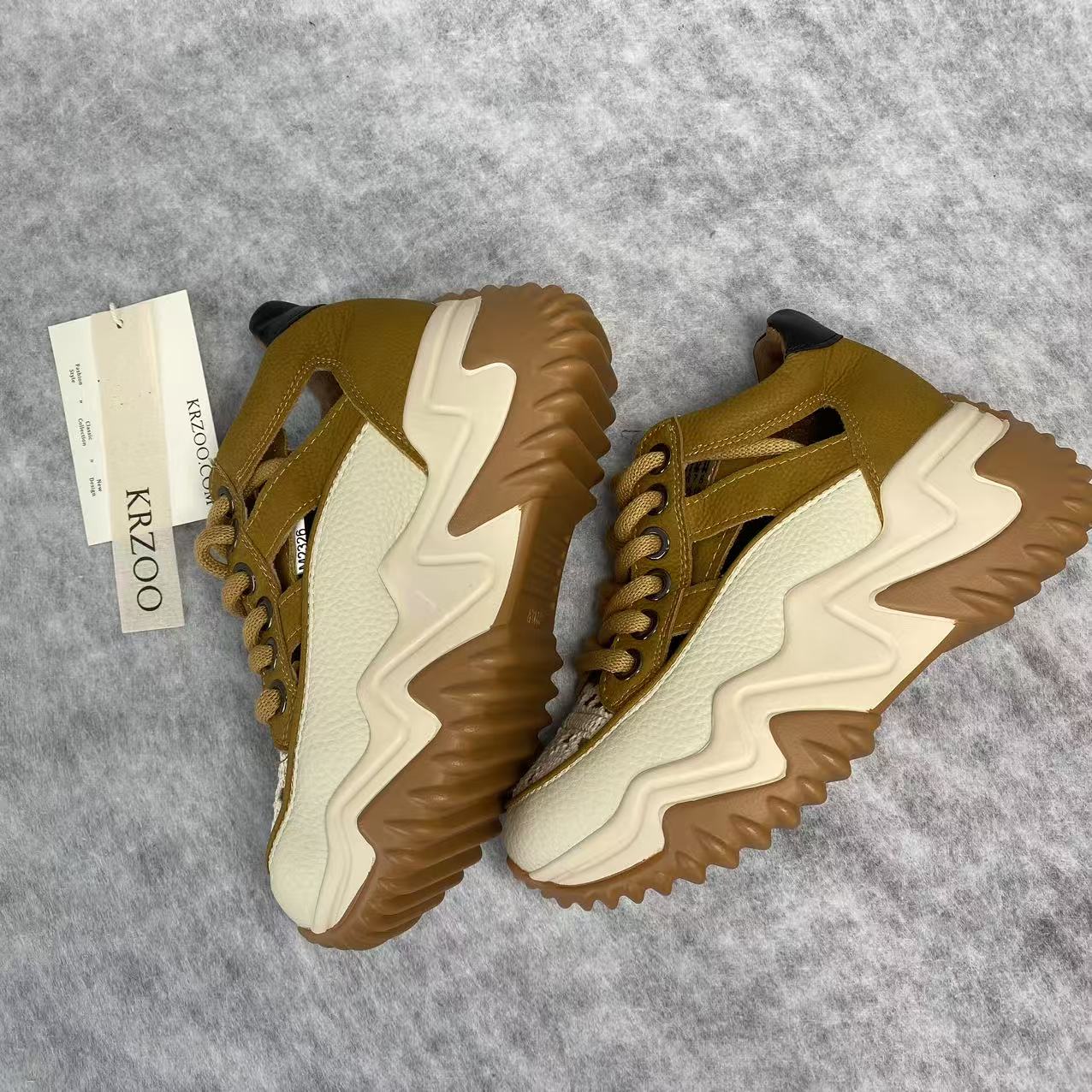 Inner-height soft leather hollow-out casual shoes