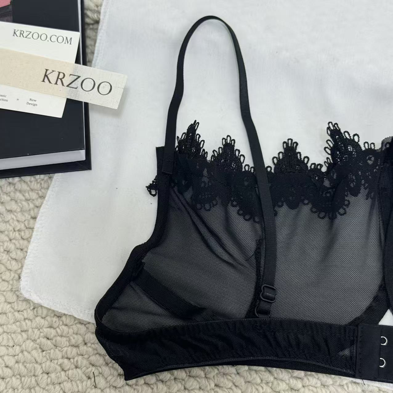 Net fabric see-through lace set