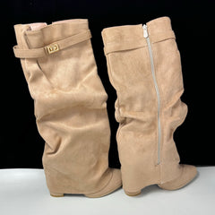 Pointed pleated metal buckle mid-length boots