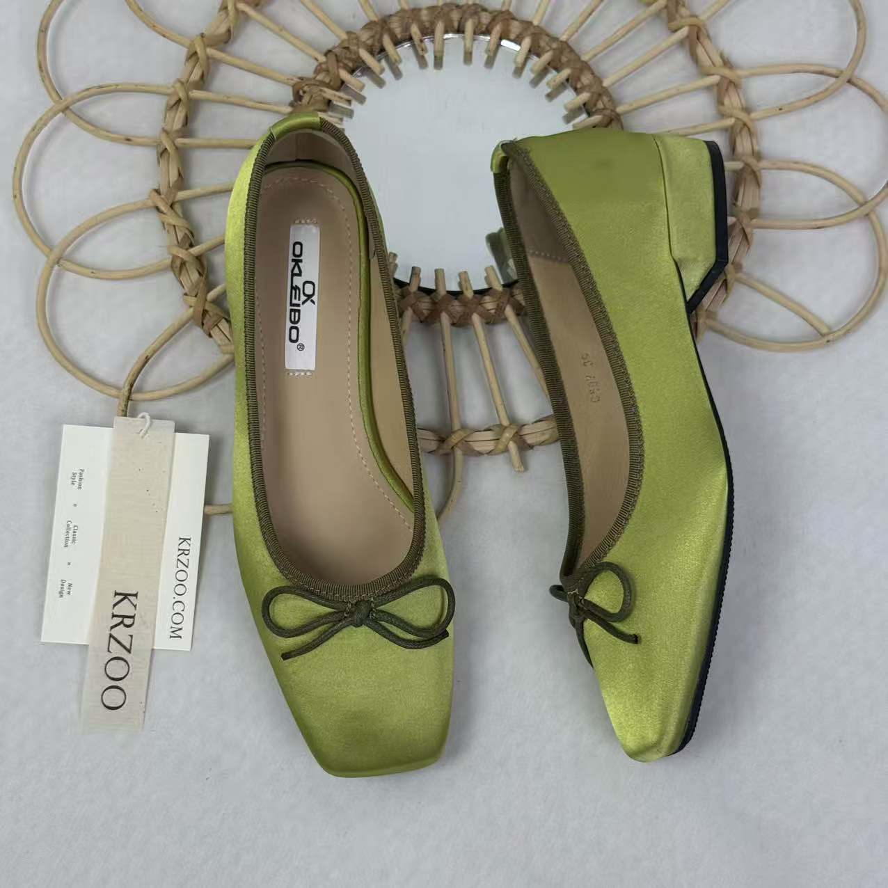 French fairy lightweight open-toe shoes