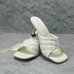 Knitted pointed-toe high-heeled shoes