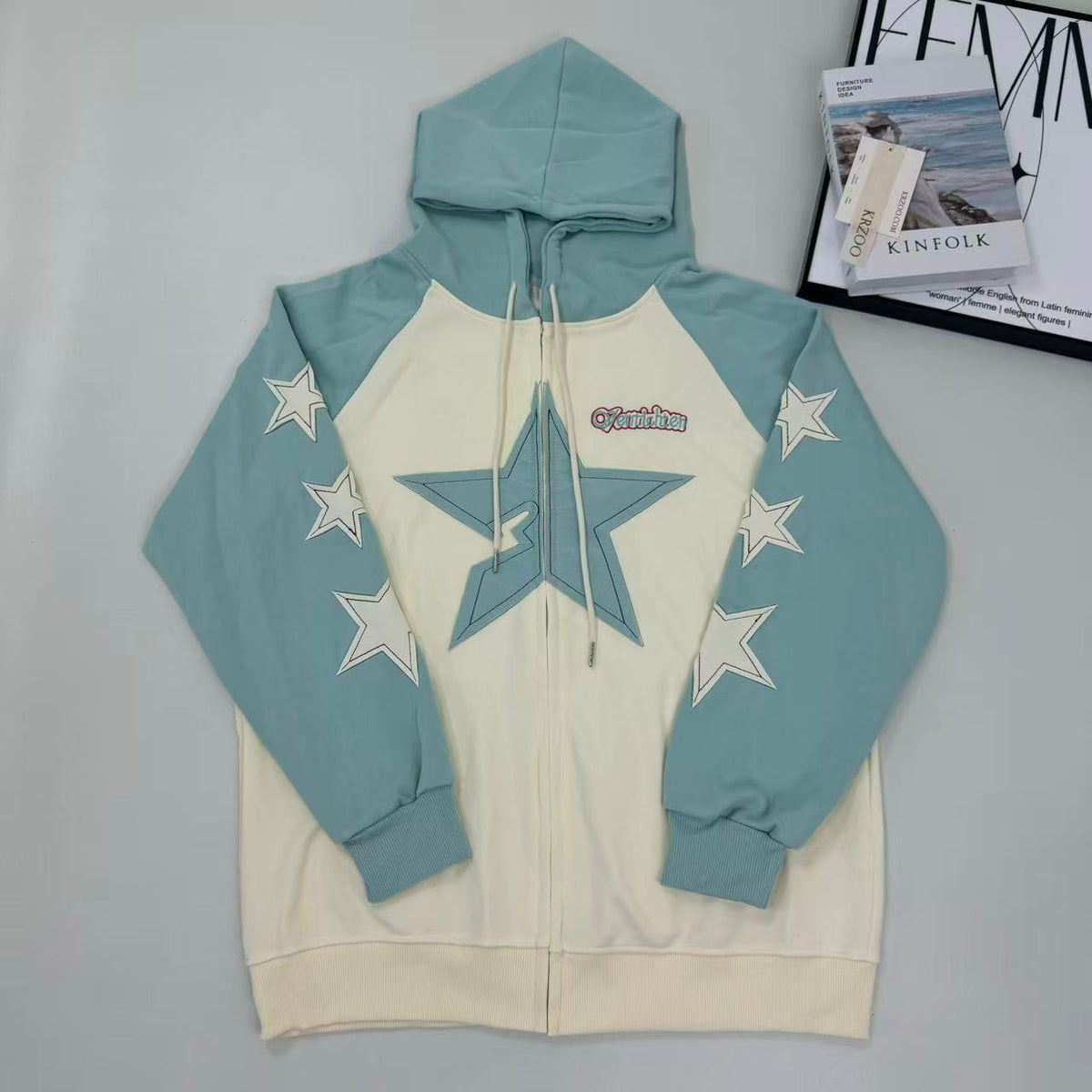 Contrasting-color star-patterned cardigan jacket