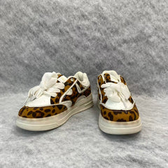 Thick-soled leopard-patterned loafers