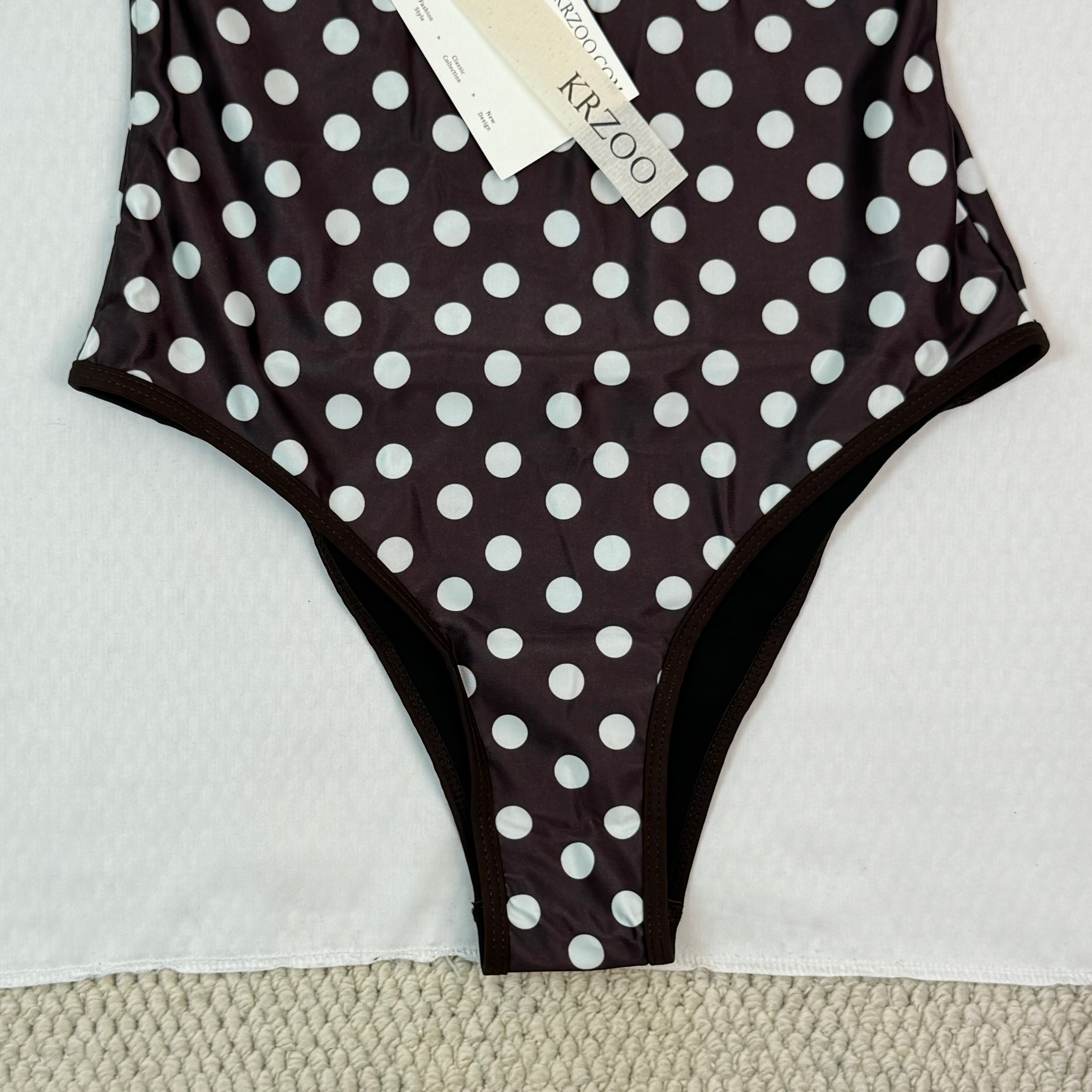Dot pattern U-neck one-piece swimming suit