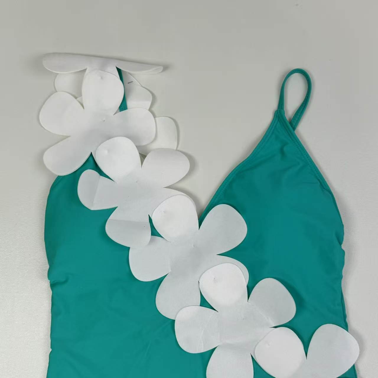 Flower-decorated swimming suit set
