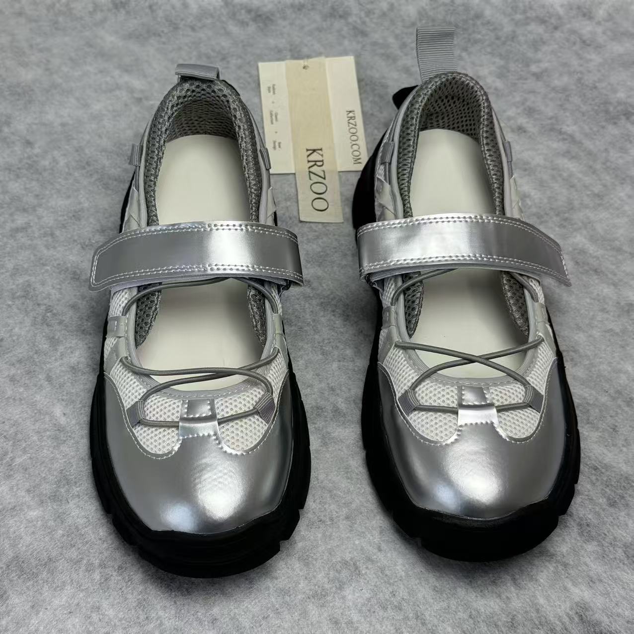 Low-cut Velcro Windproof Sports Shoes