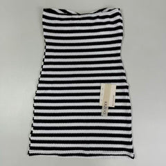 Striped strapless figure-hugging halter dress
