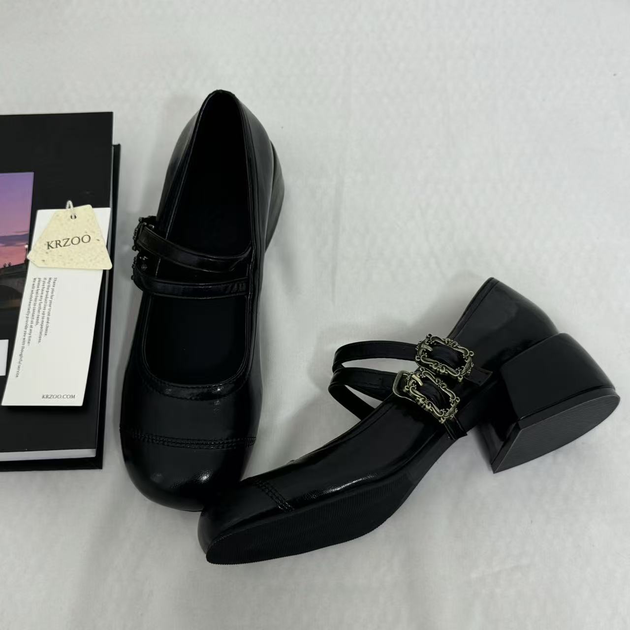 Retro-Style Color-Block Low-Cut Mary Janes