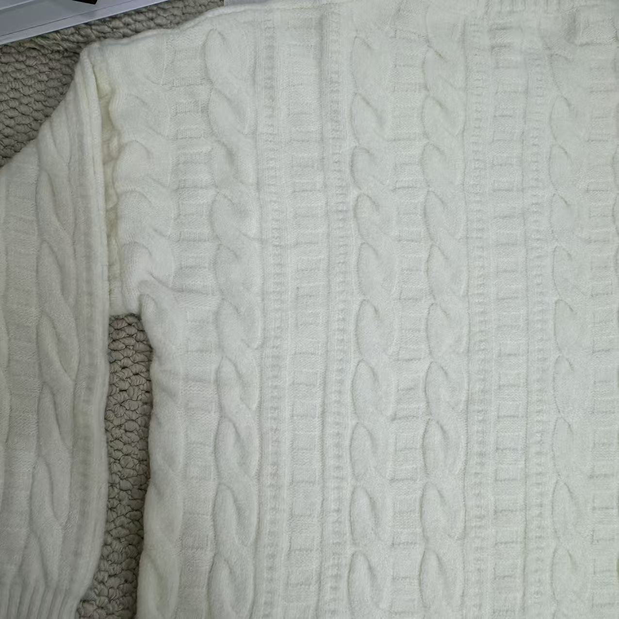 Lazy Style Cable Knit Pullover Sweater