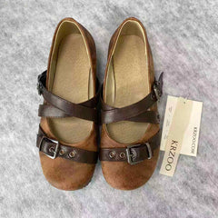 Leather belt-embroidered flat shoes