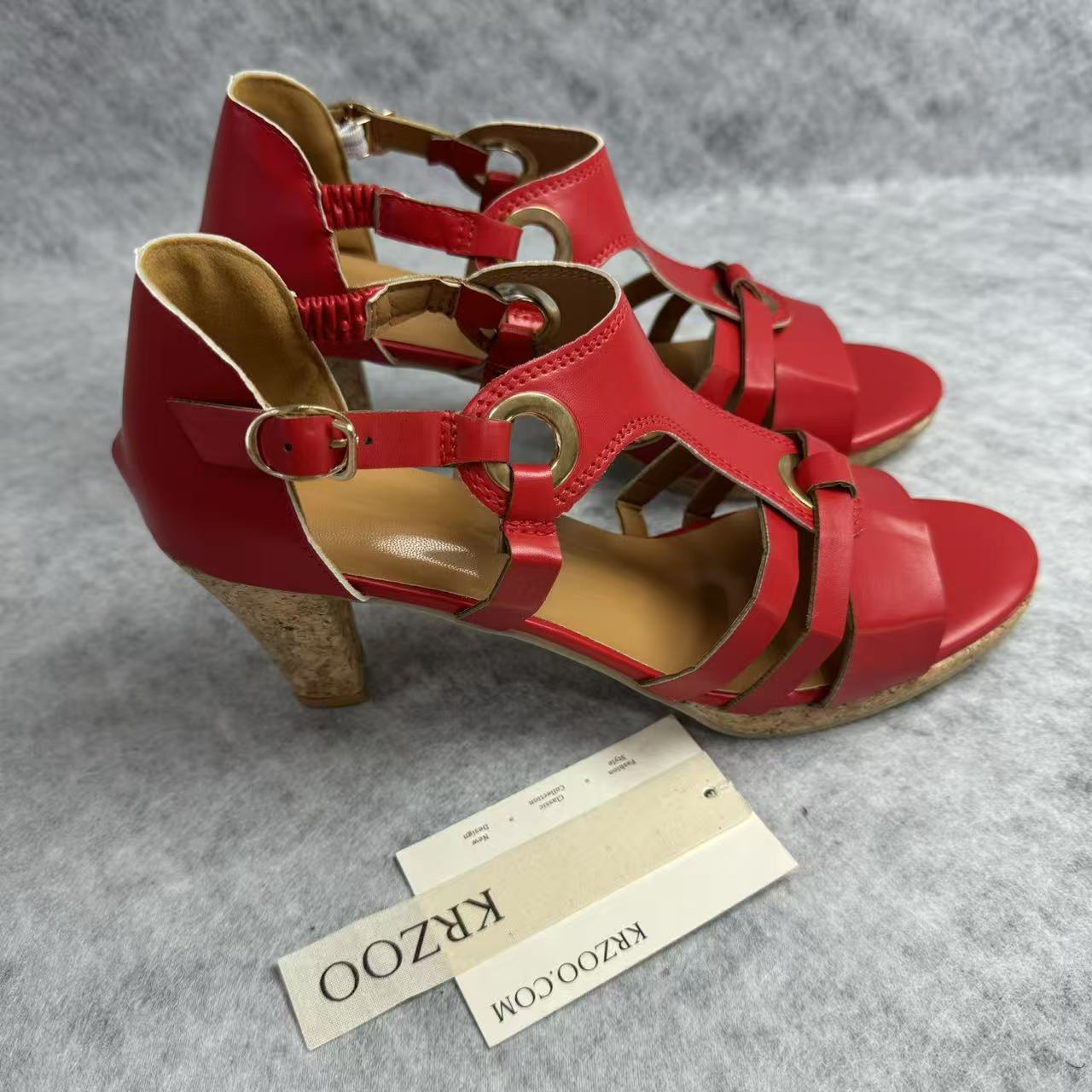 High heels with thick straps and high ankle rings
