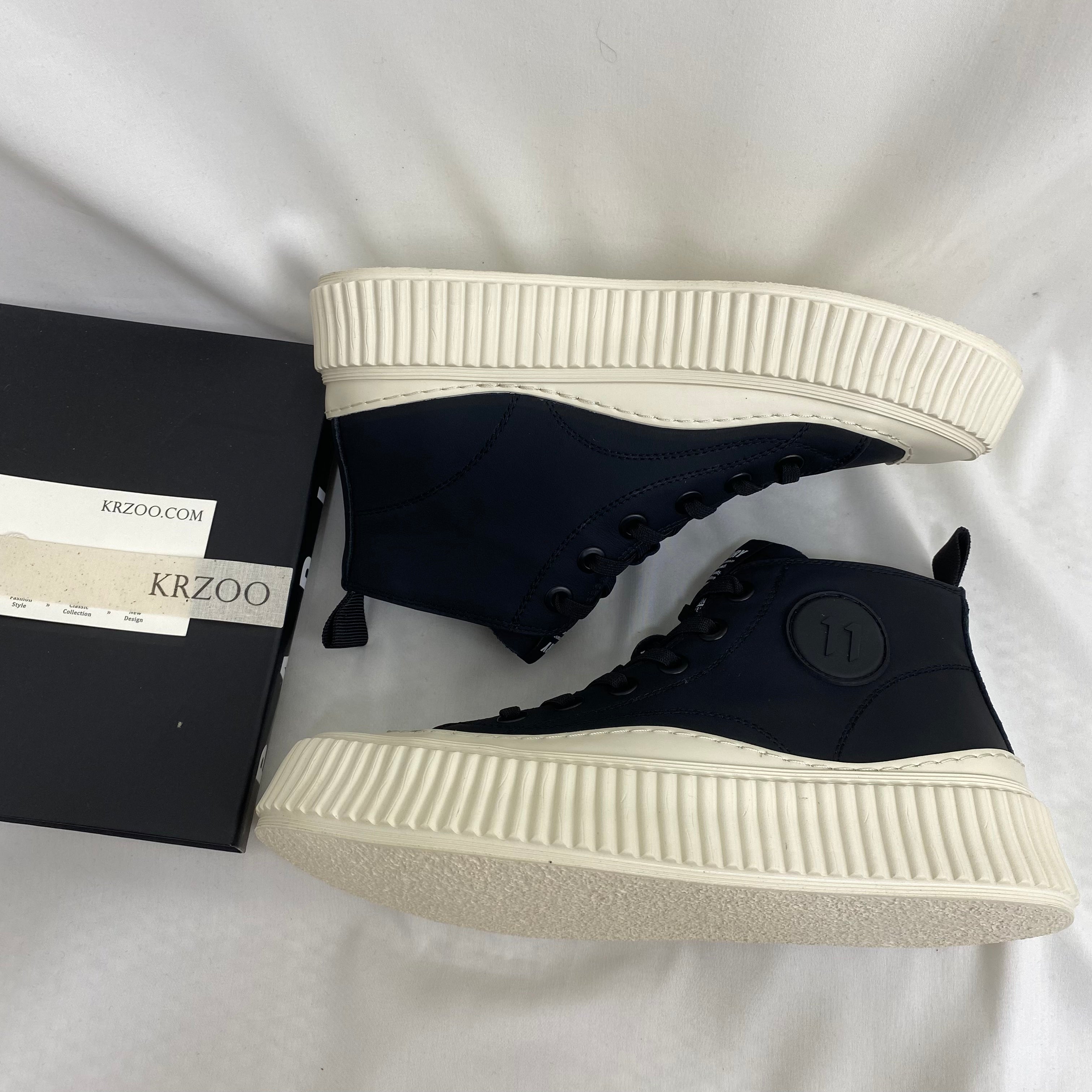 Soft Leather Lightweight Sneakers