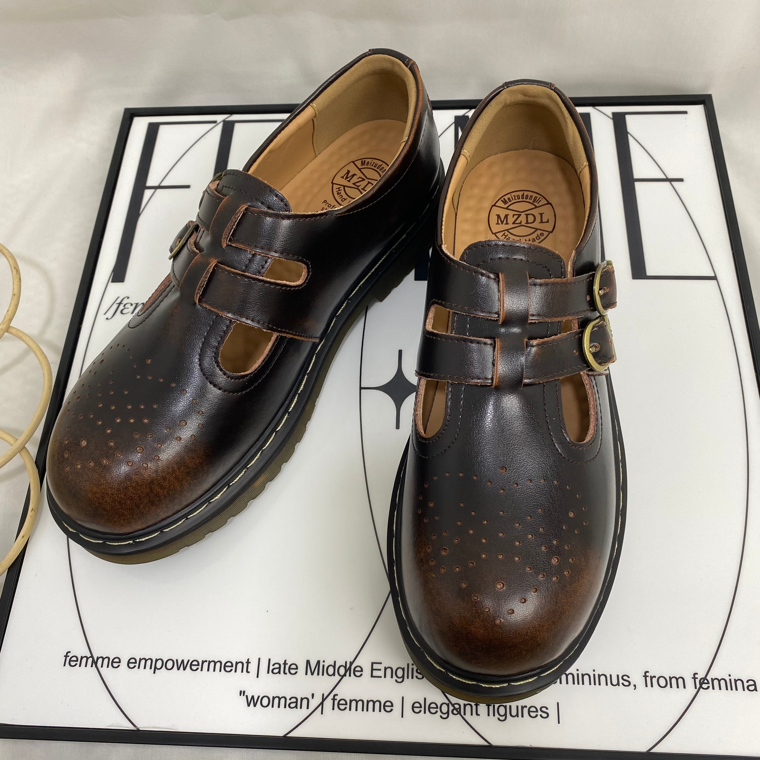 Retro Forest-Style Leather Shoes