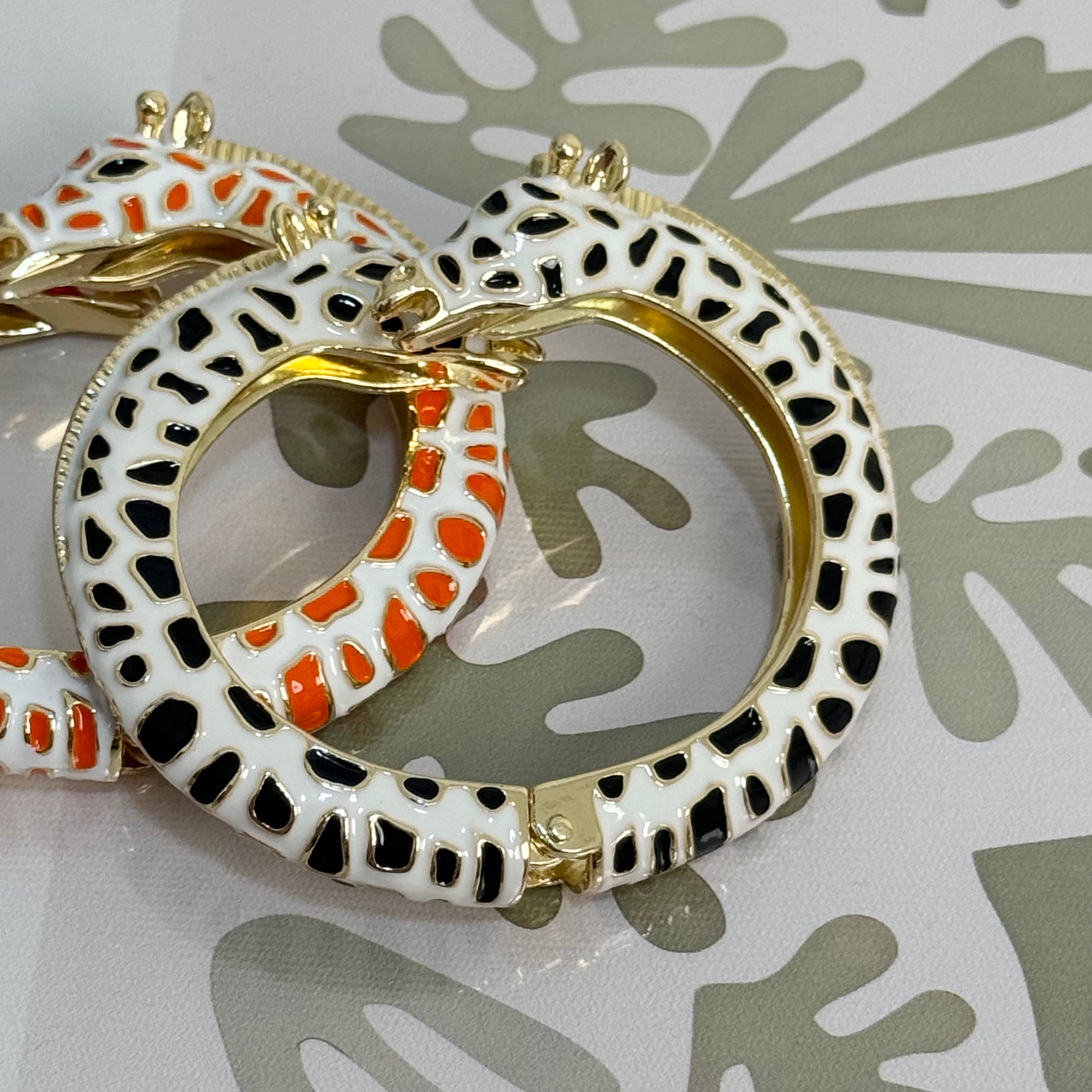 Vintage-Style Enamel Zebra Bangle