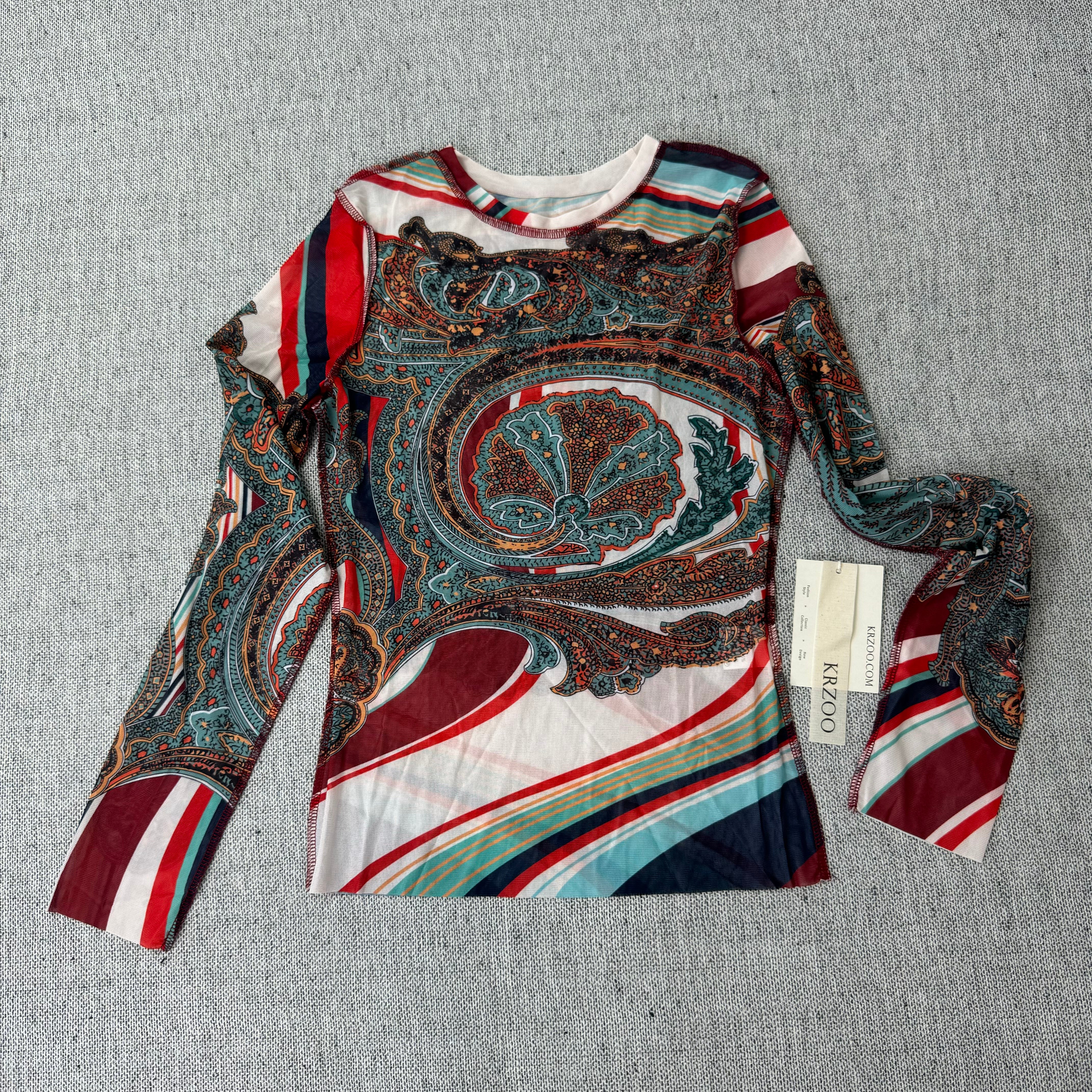 Half-collared long-sleeved chiffon fitted t-shirt