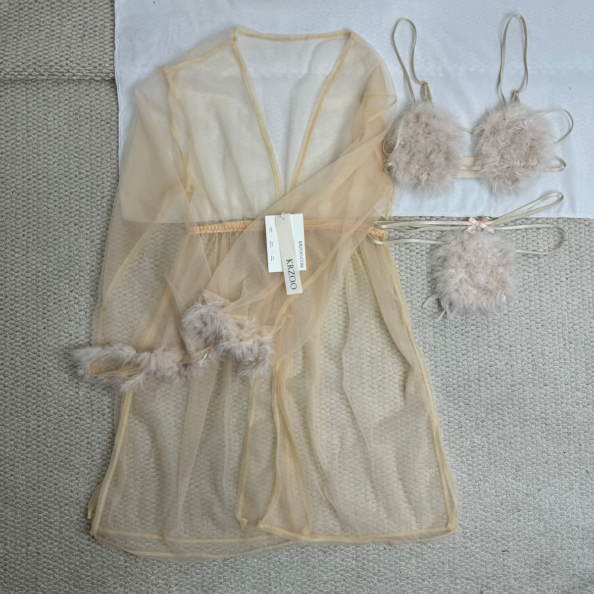 Thong bra and nightgown set