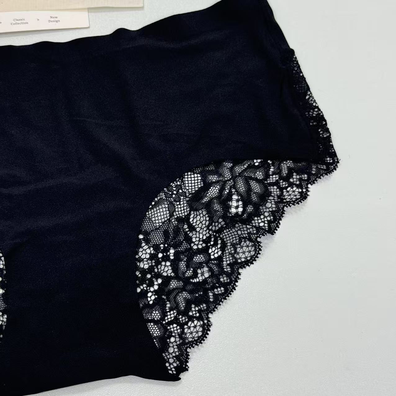 Lace pure cotton triangle panties