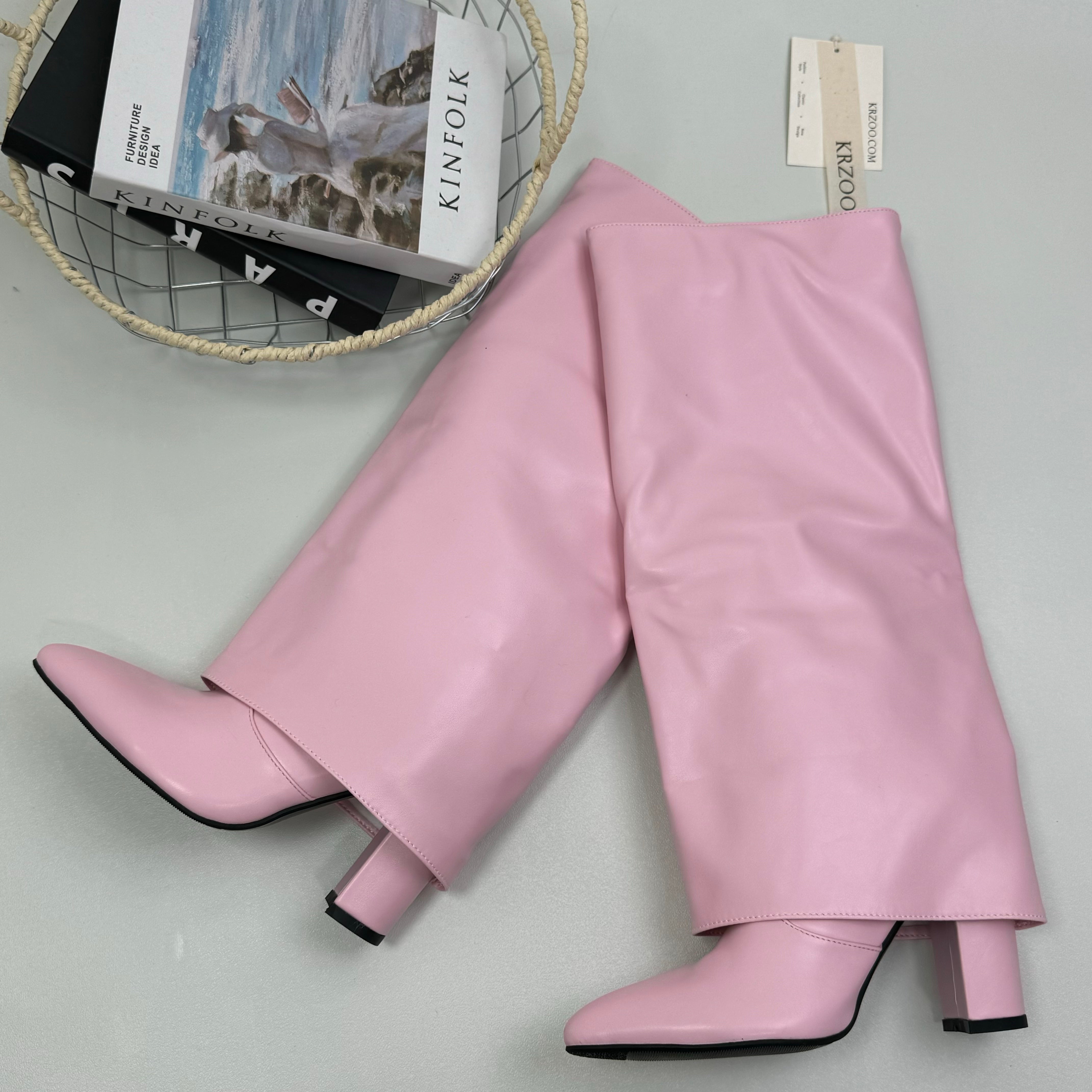 Calf-length boots and knee-high boots