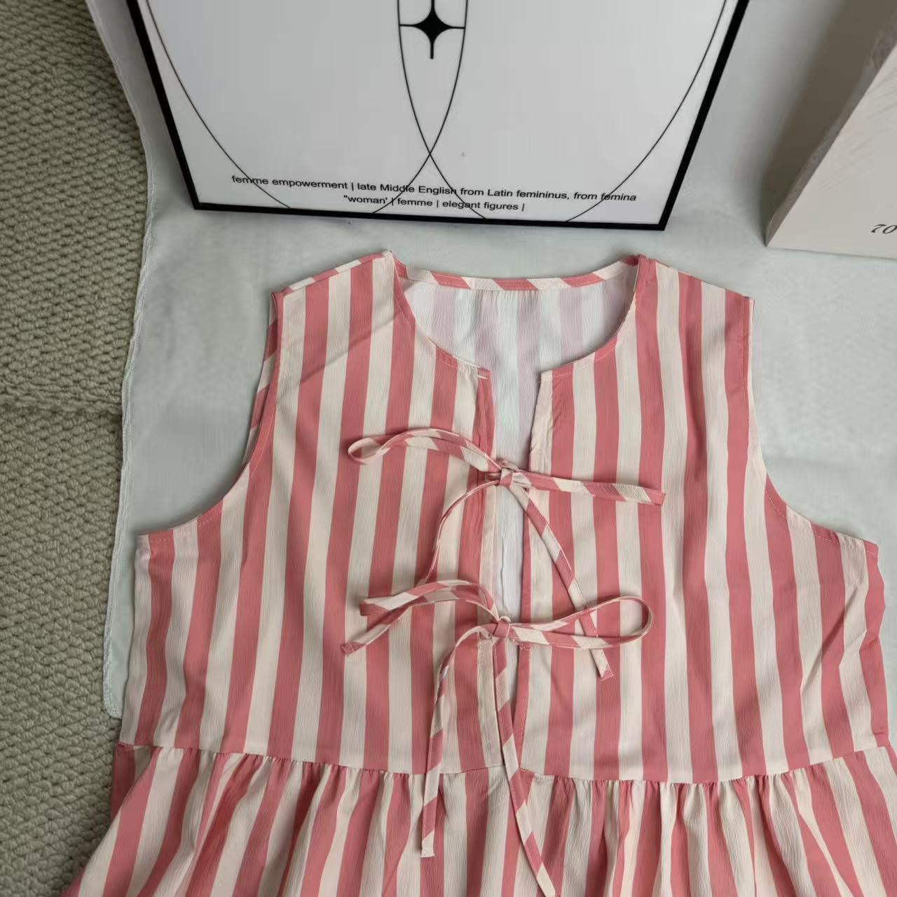 V-neck striped lace-up pants casual suit