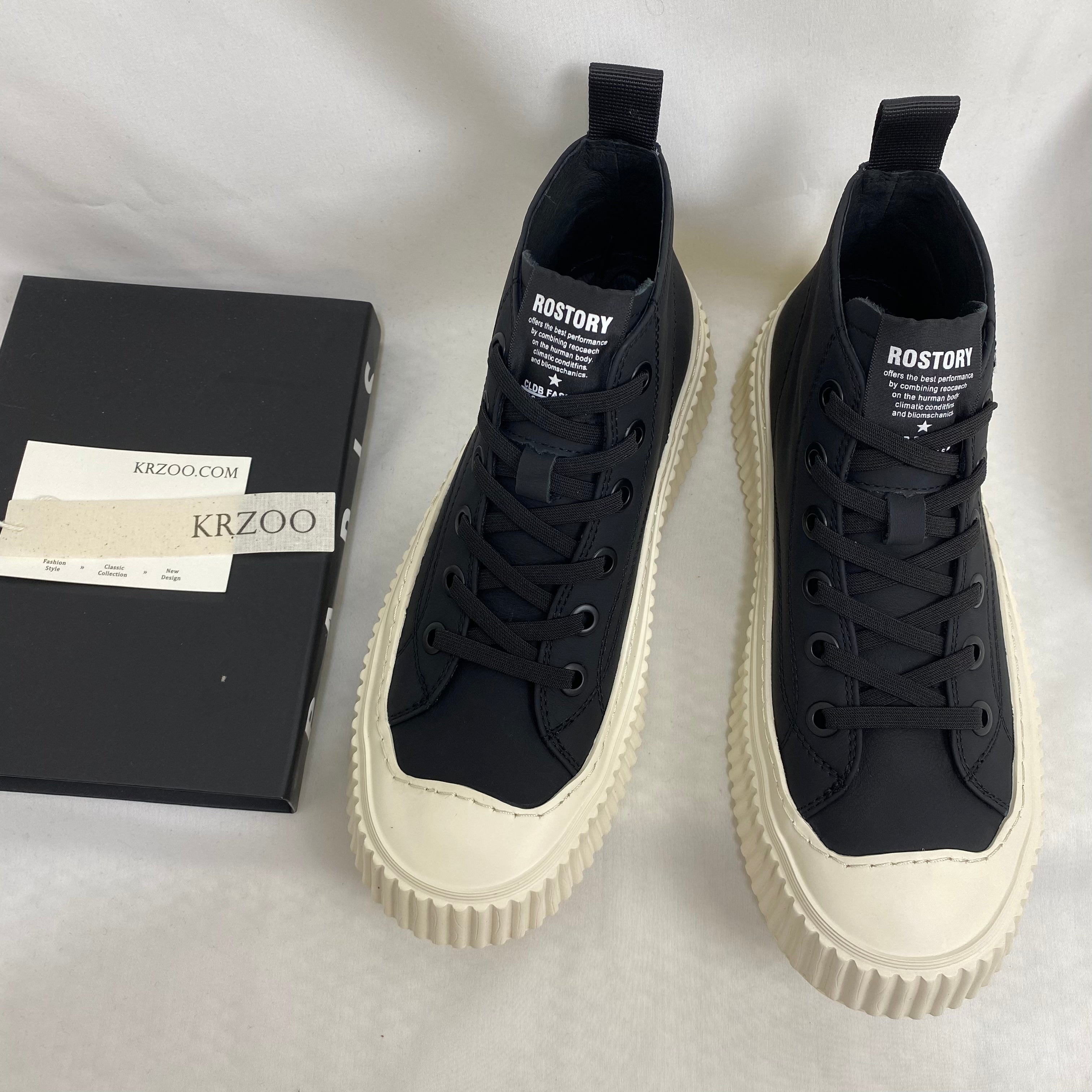 Soft Leather Lightweight Sneakers