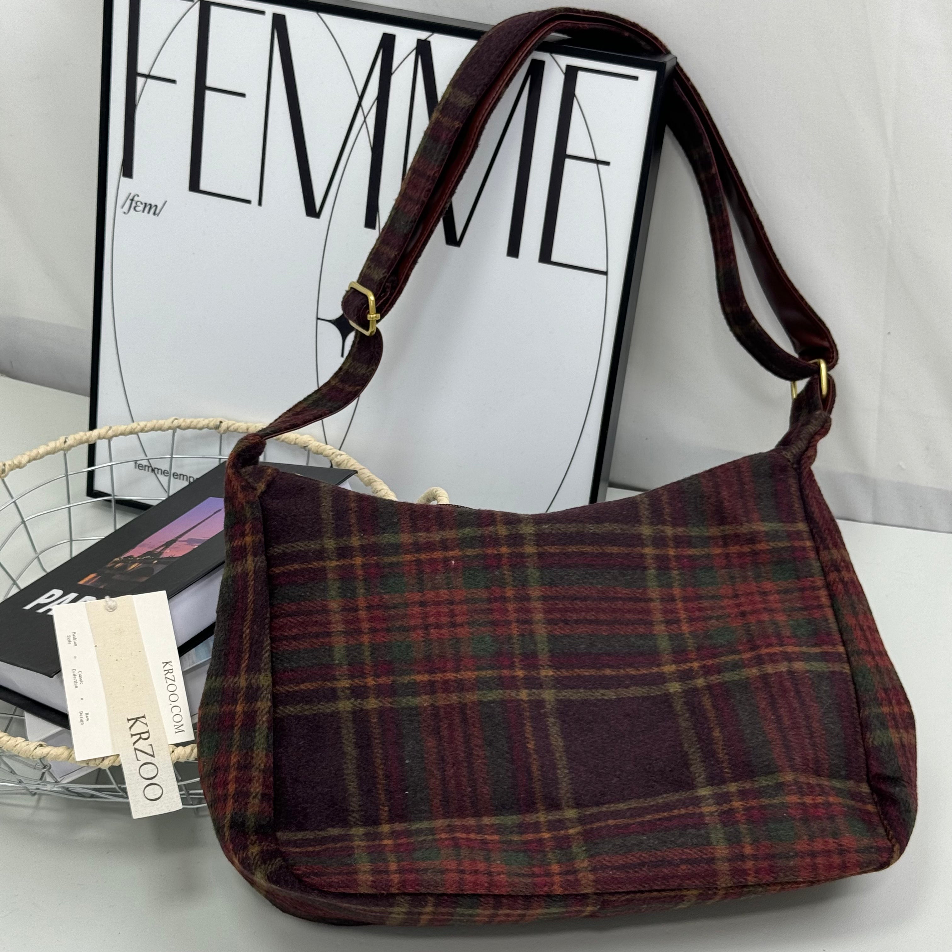 Retro checkered shoulder bag