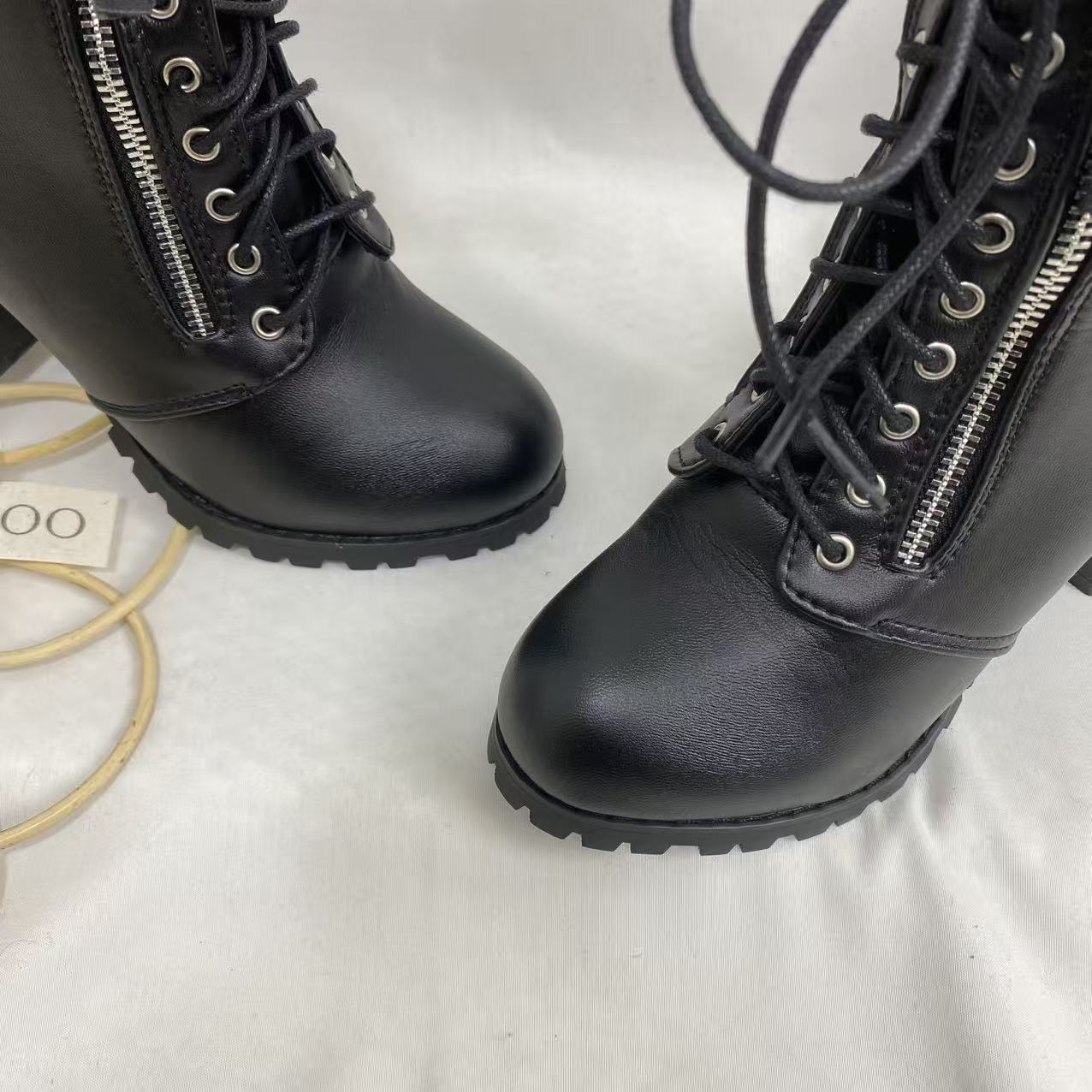 Lace-Up Round-Toe Combat Boots