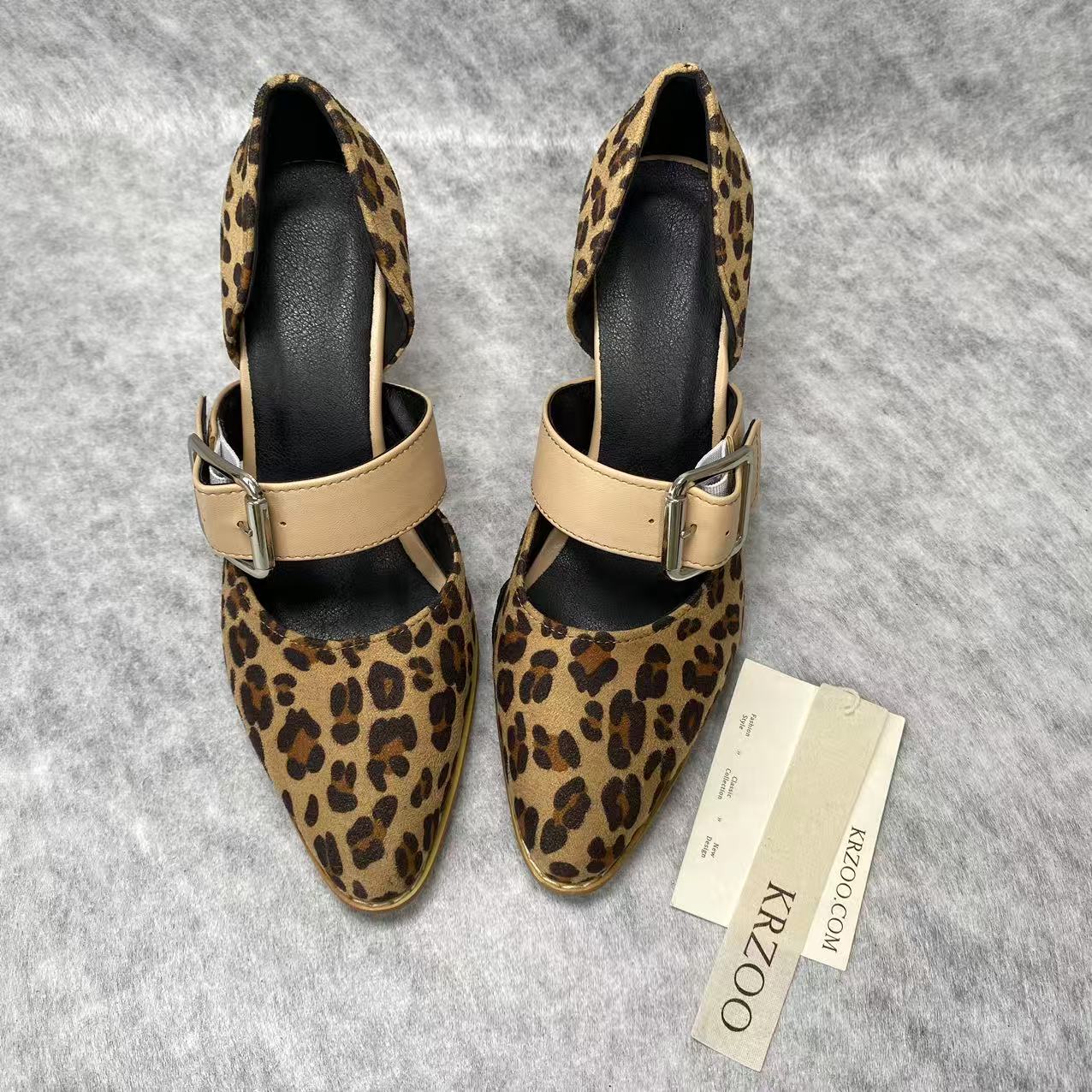Sharp leather strap buckle with leopard print shoes
