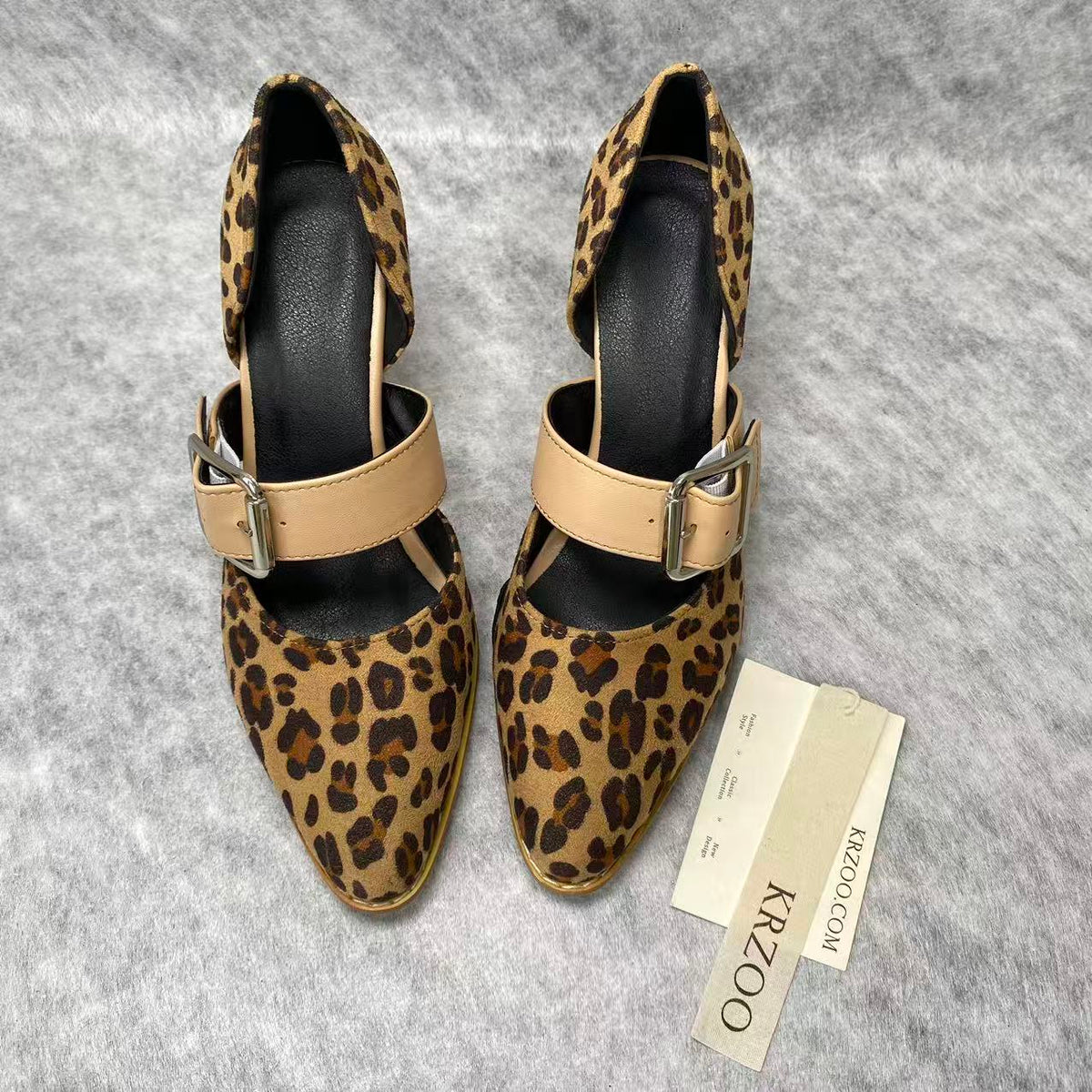 Sharp leather strap buckle with leopard print shoes