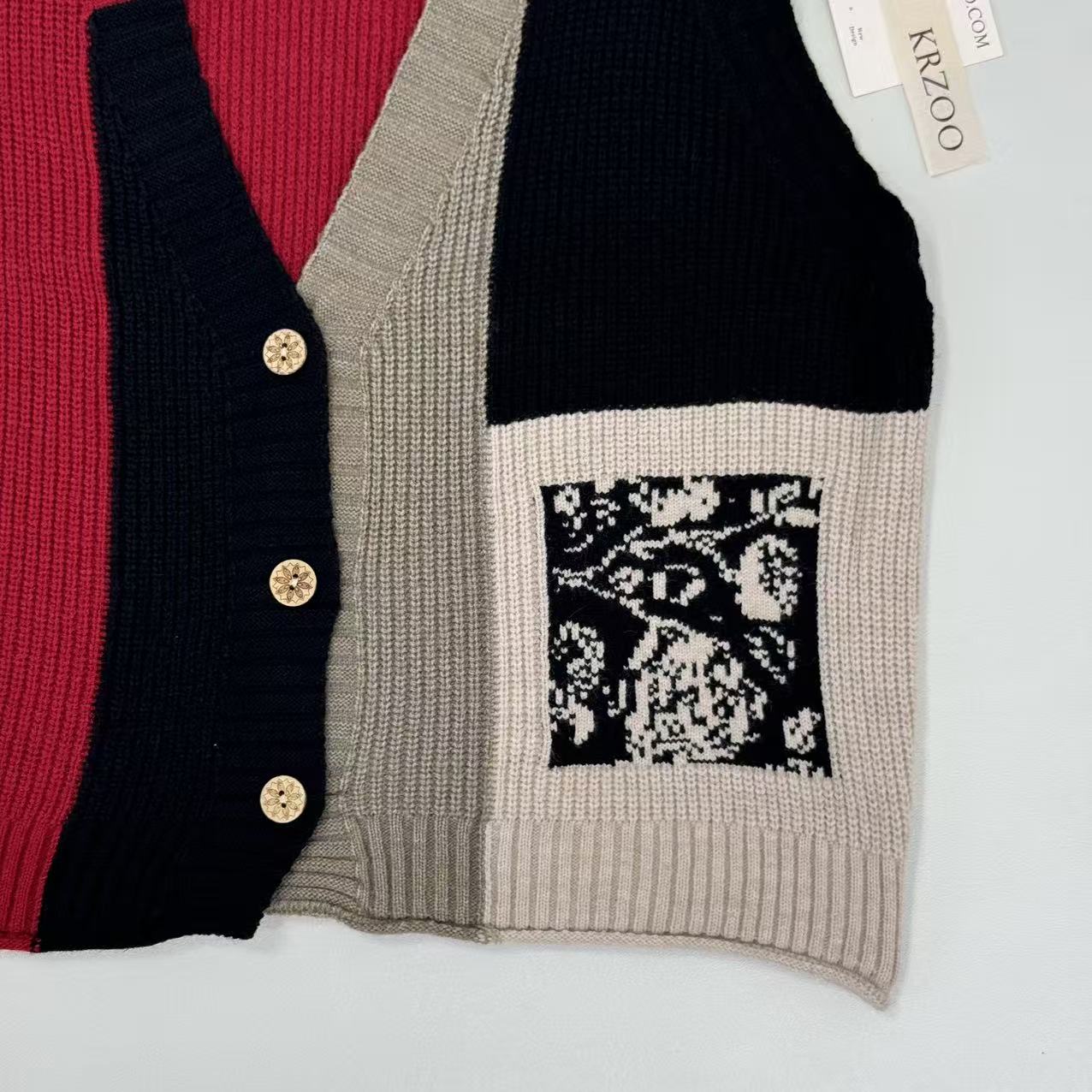 Women's knitted cardigan sweater vest