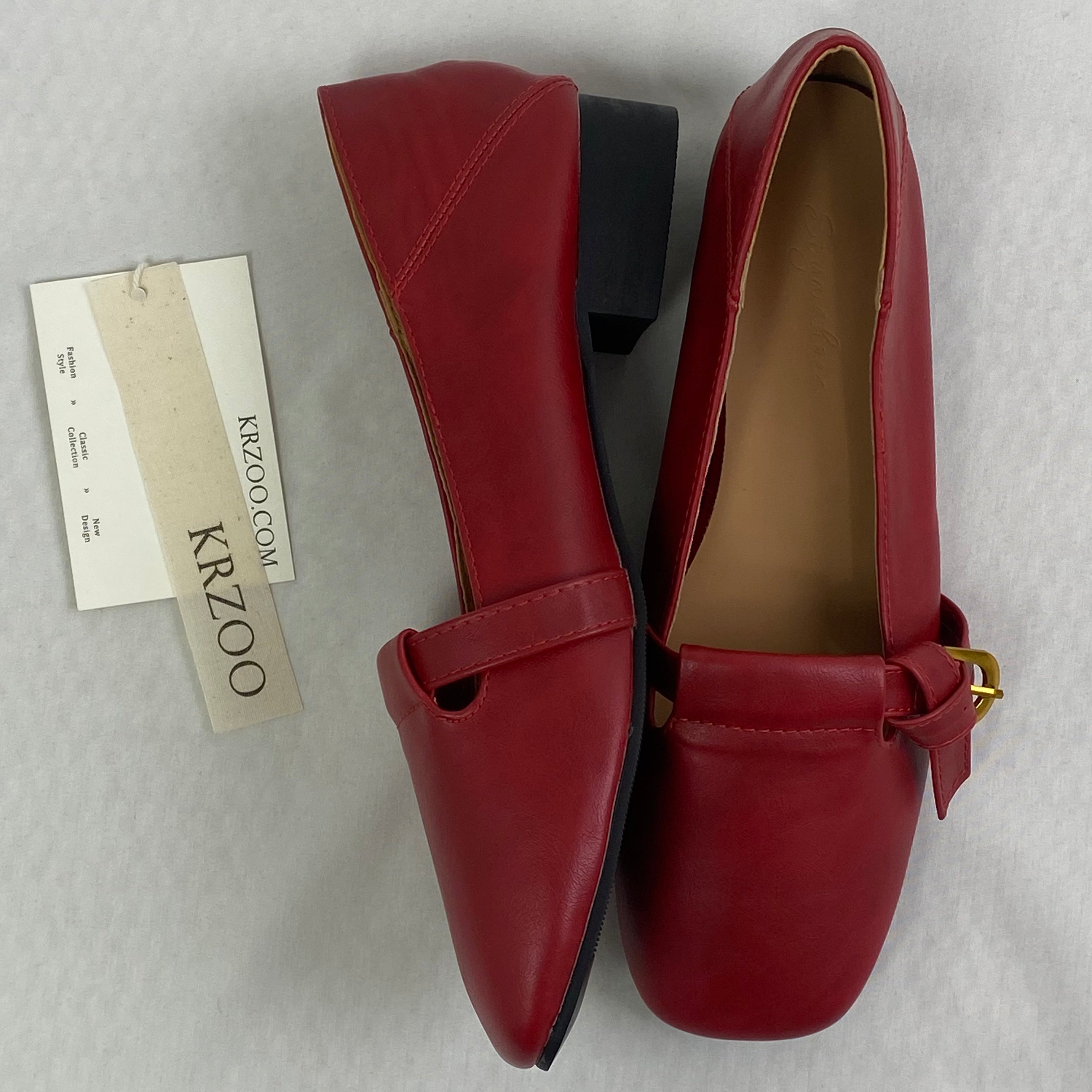 Red square-toe low-cut Mary Jane shoes
