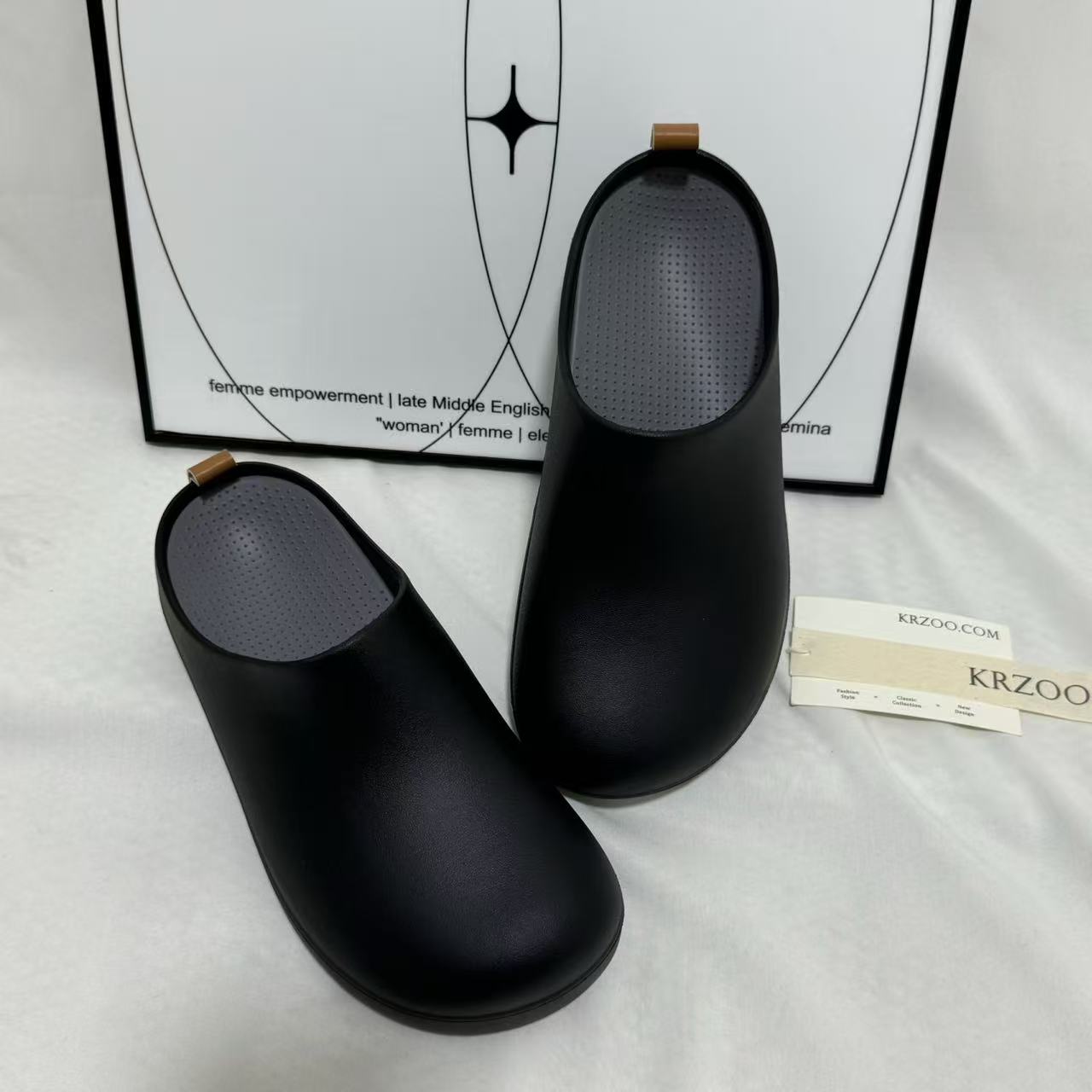 Non-Slip Closed-toe Slippers