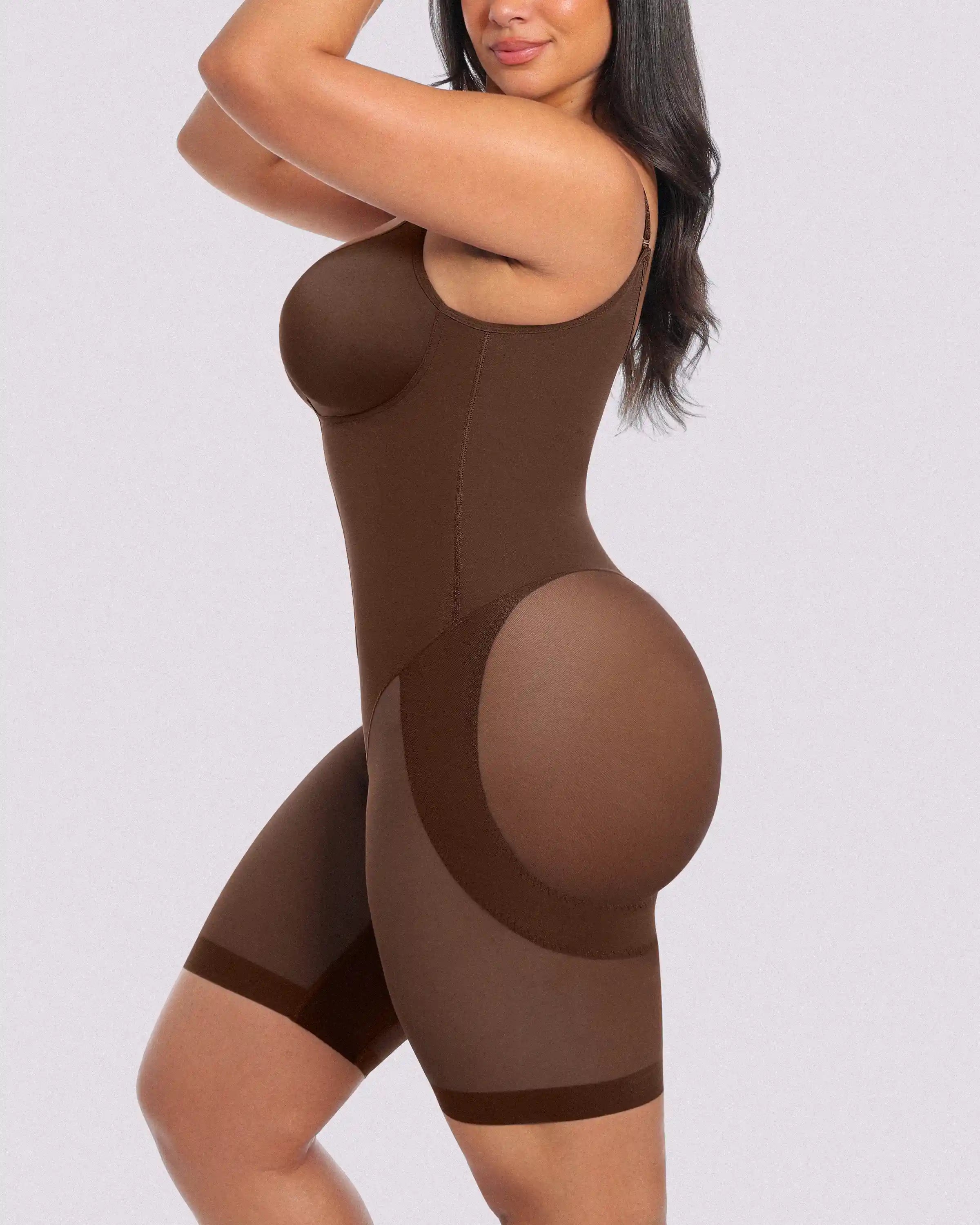 Bare Essentialsâ„?AirSlim® Hourglass Full Body Mid Thigh Bodysuit