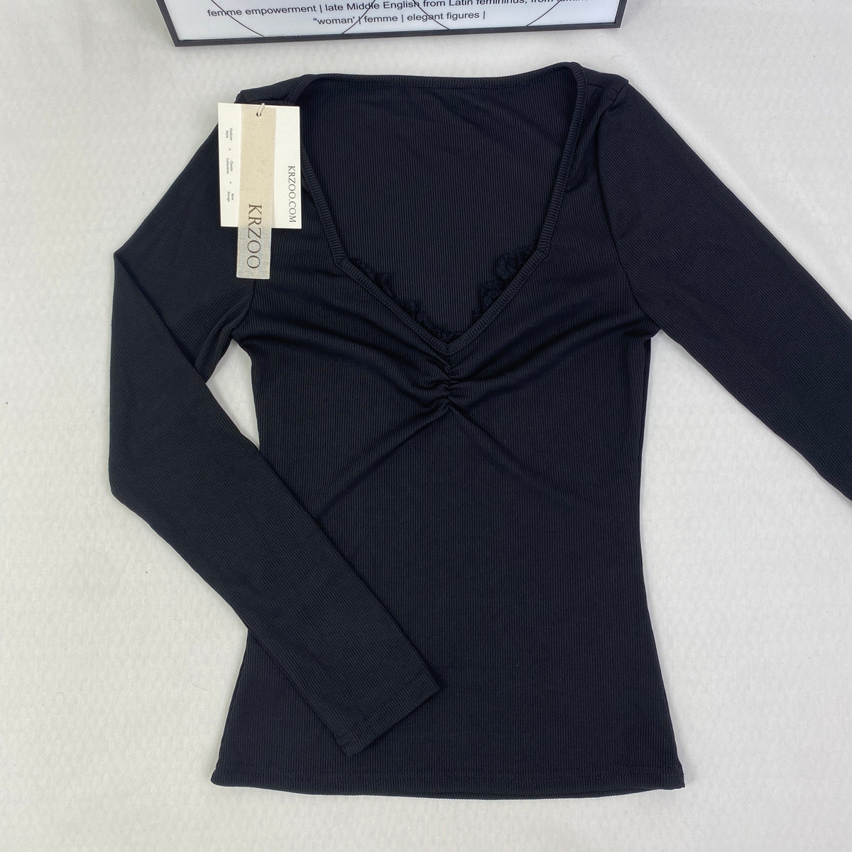 Ruffled knot V-neck base shirt