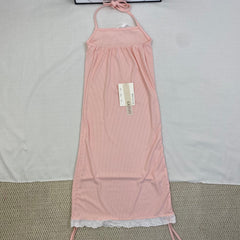 Strapless dress with lace at the waist