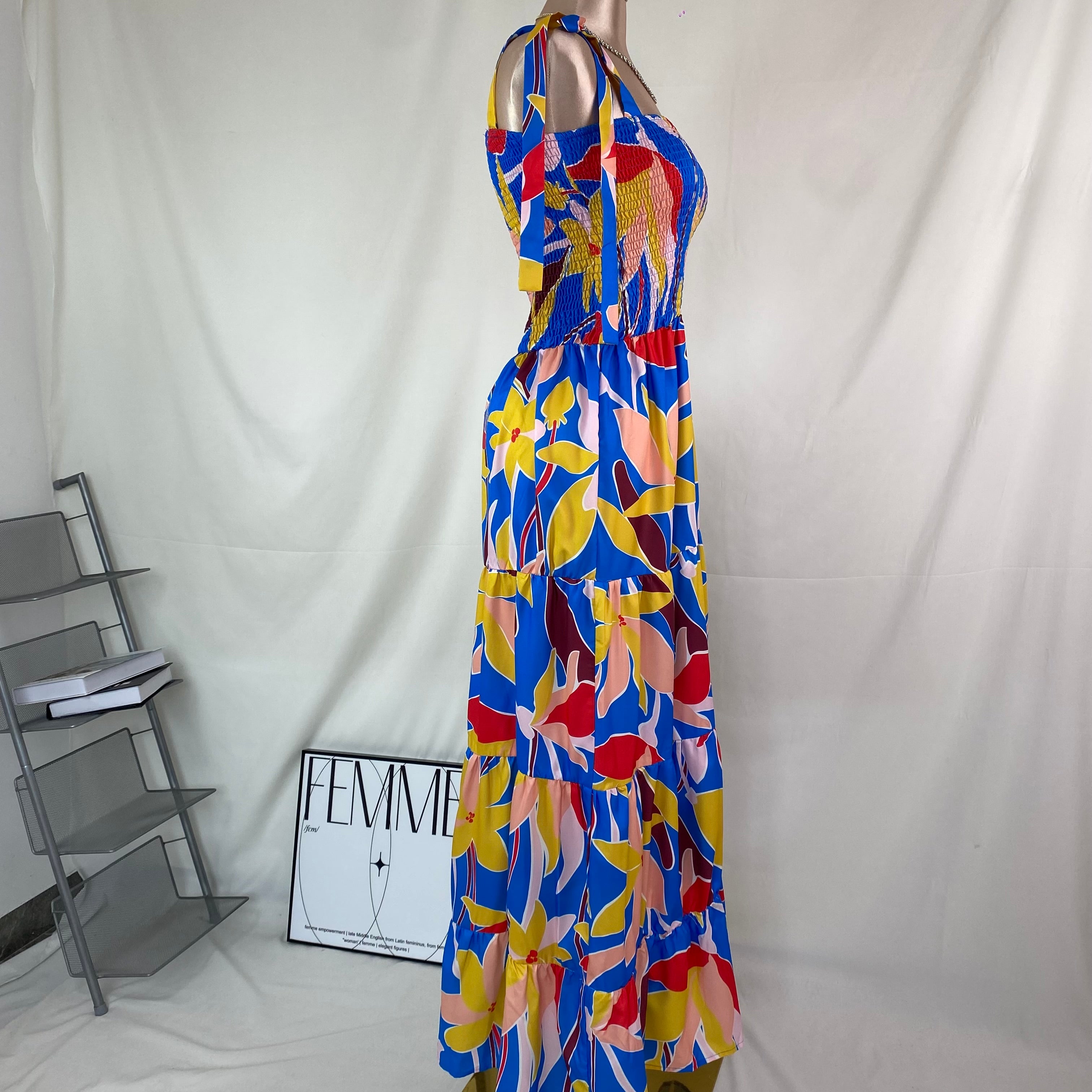 Short-sleeved printed long-sleeved halter dress