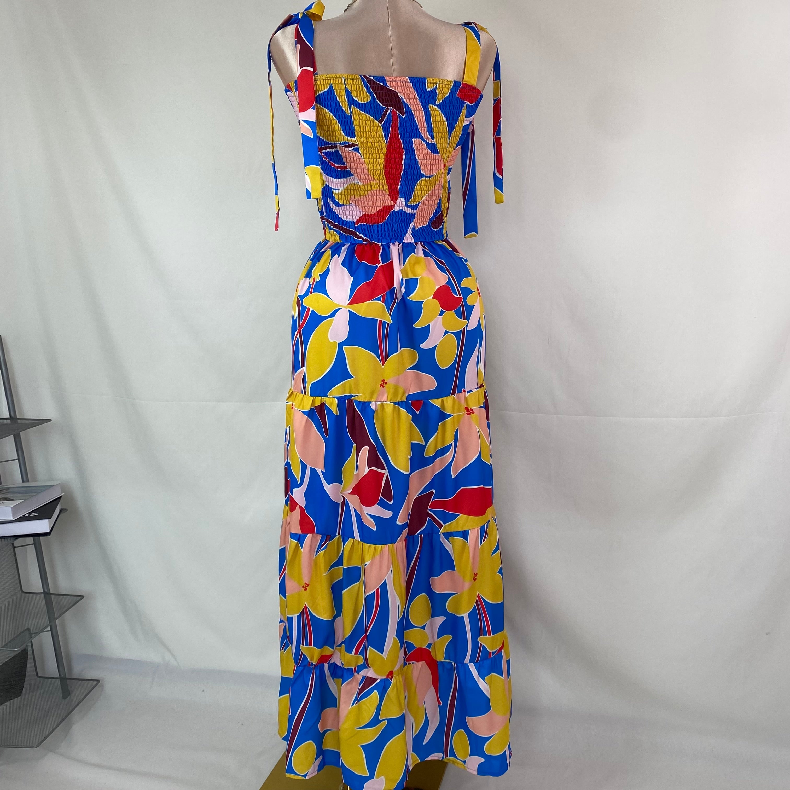 Short-sleeved printed long-sleeved halter dress
