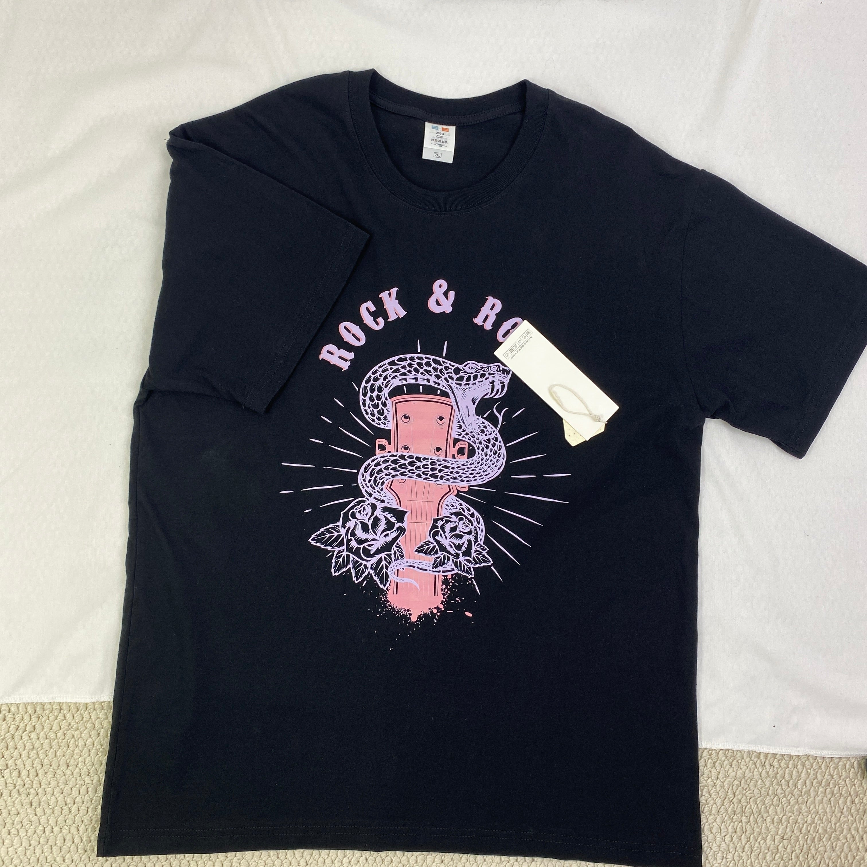 Short-sleeved T-shirt set, loose and casual style