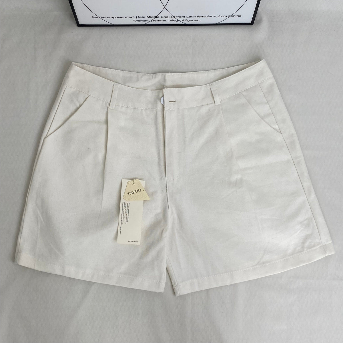 White wide-leg shorts - slimming and casual pants