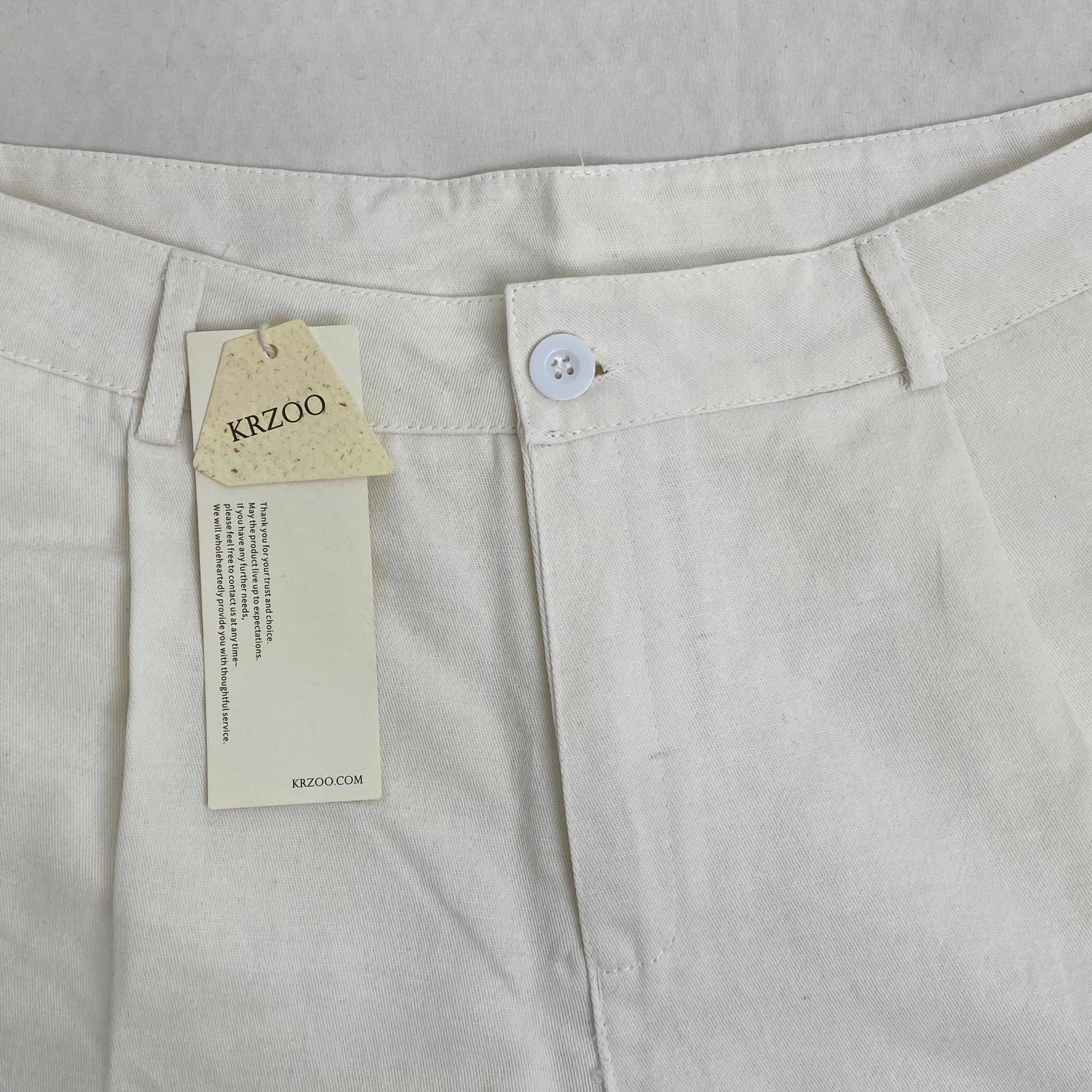 White wide-leg shorts - slimming and casual pants