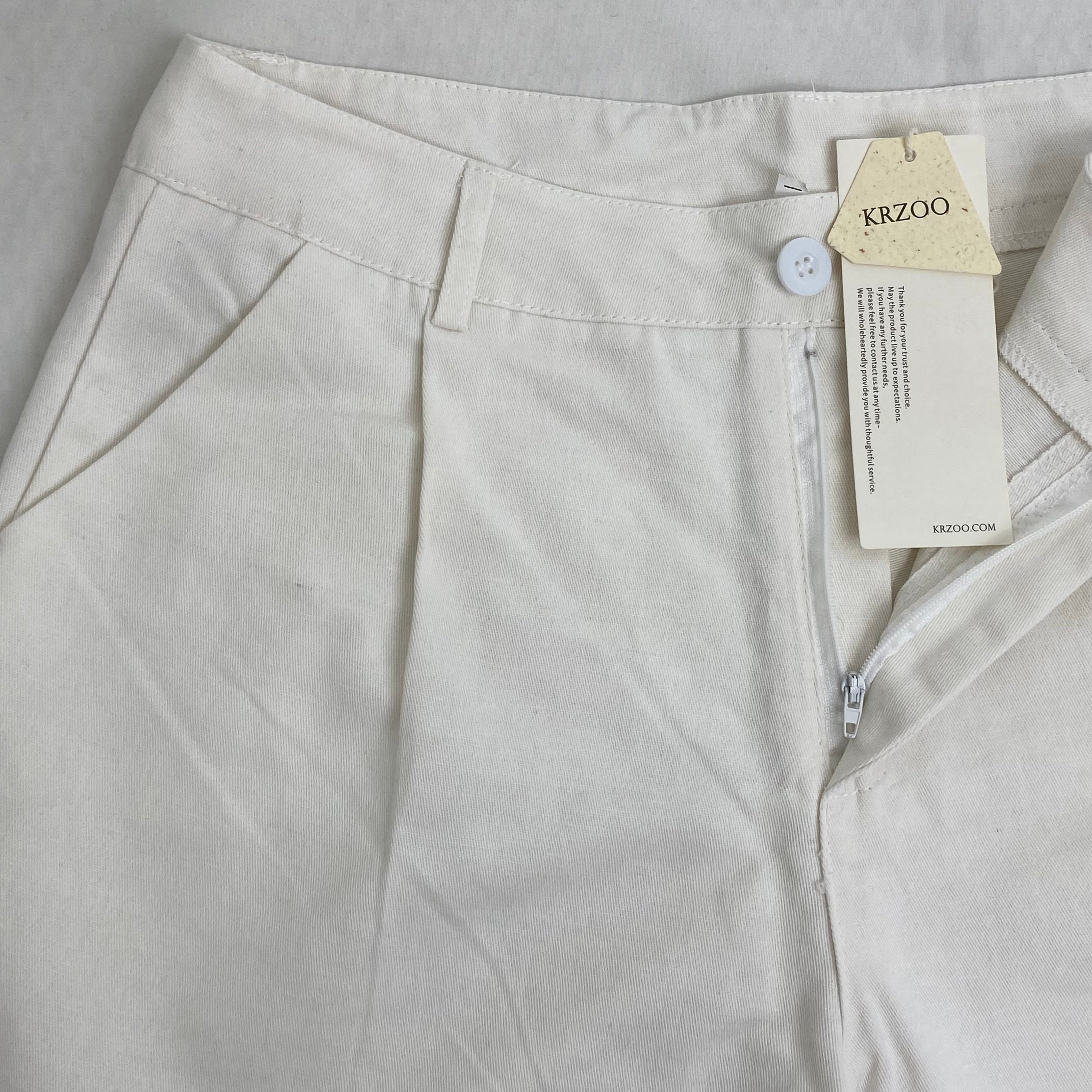 White wide-leg shorts - slimming and casual pants