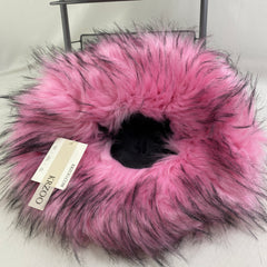 Fisherman's bucket hat with warm faux fur lining