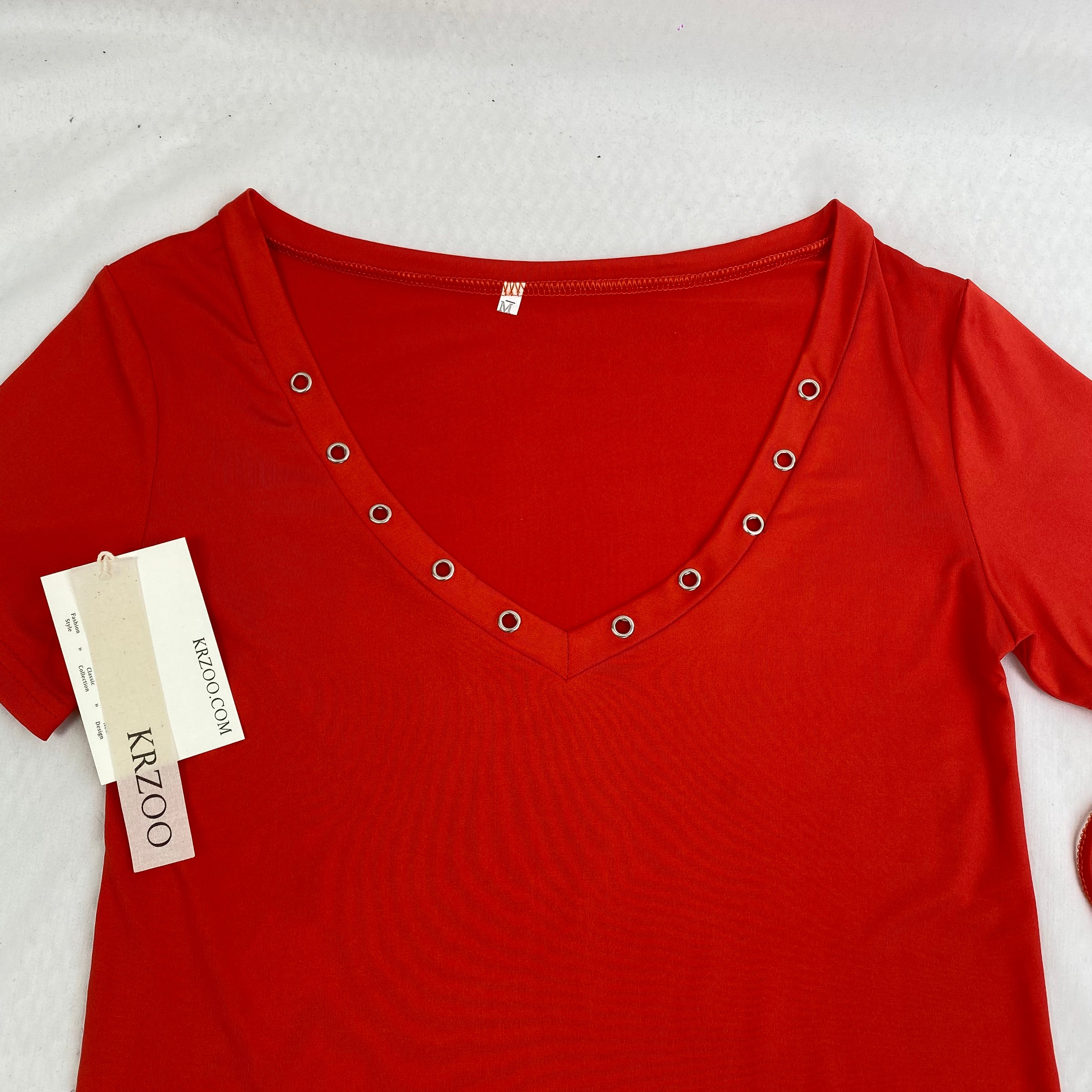 V-neck collar-belt T-shirt top