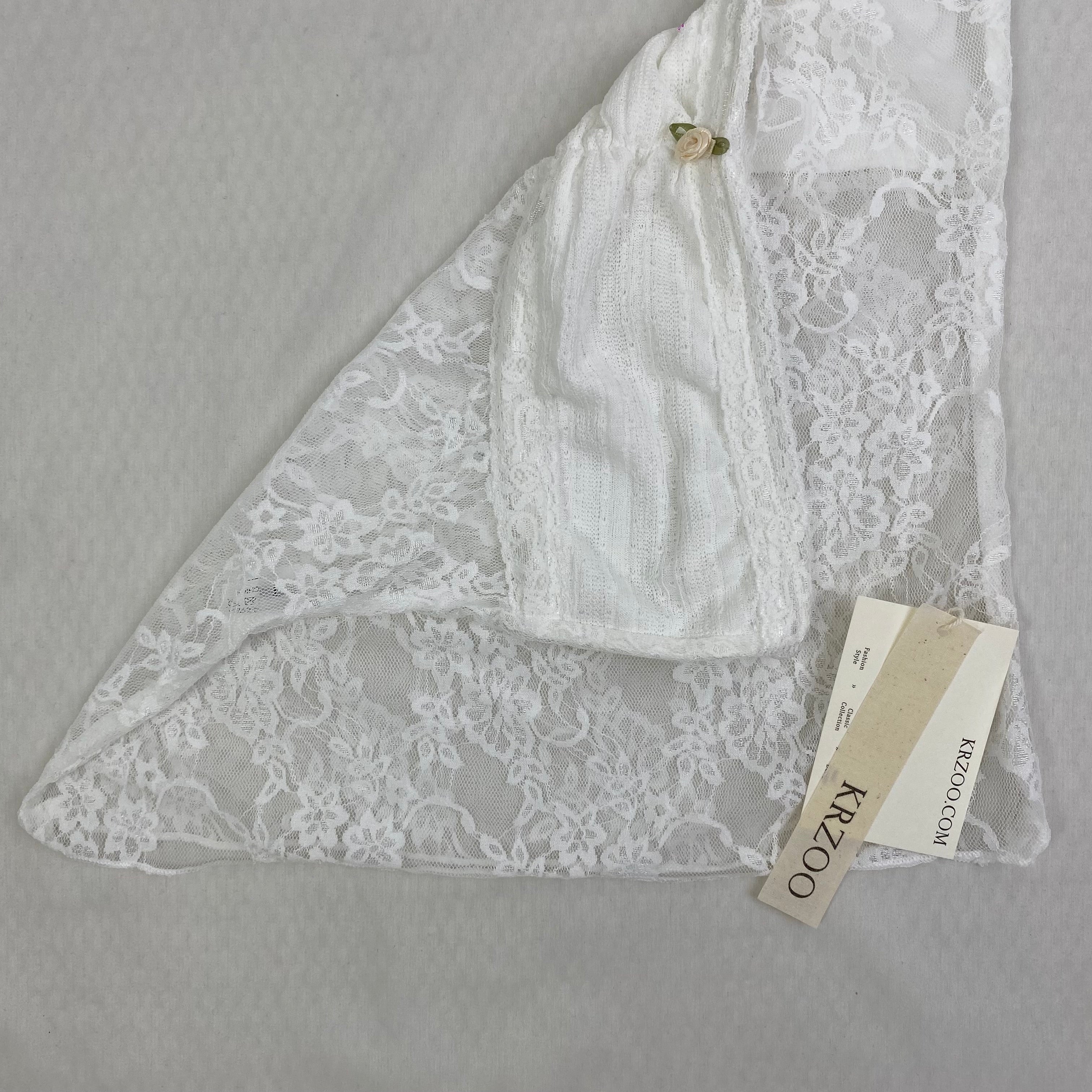 Lace strapless lace-up top with ruffled neckline