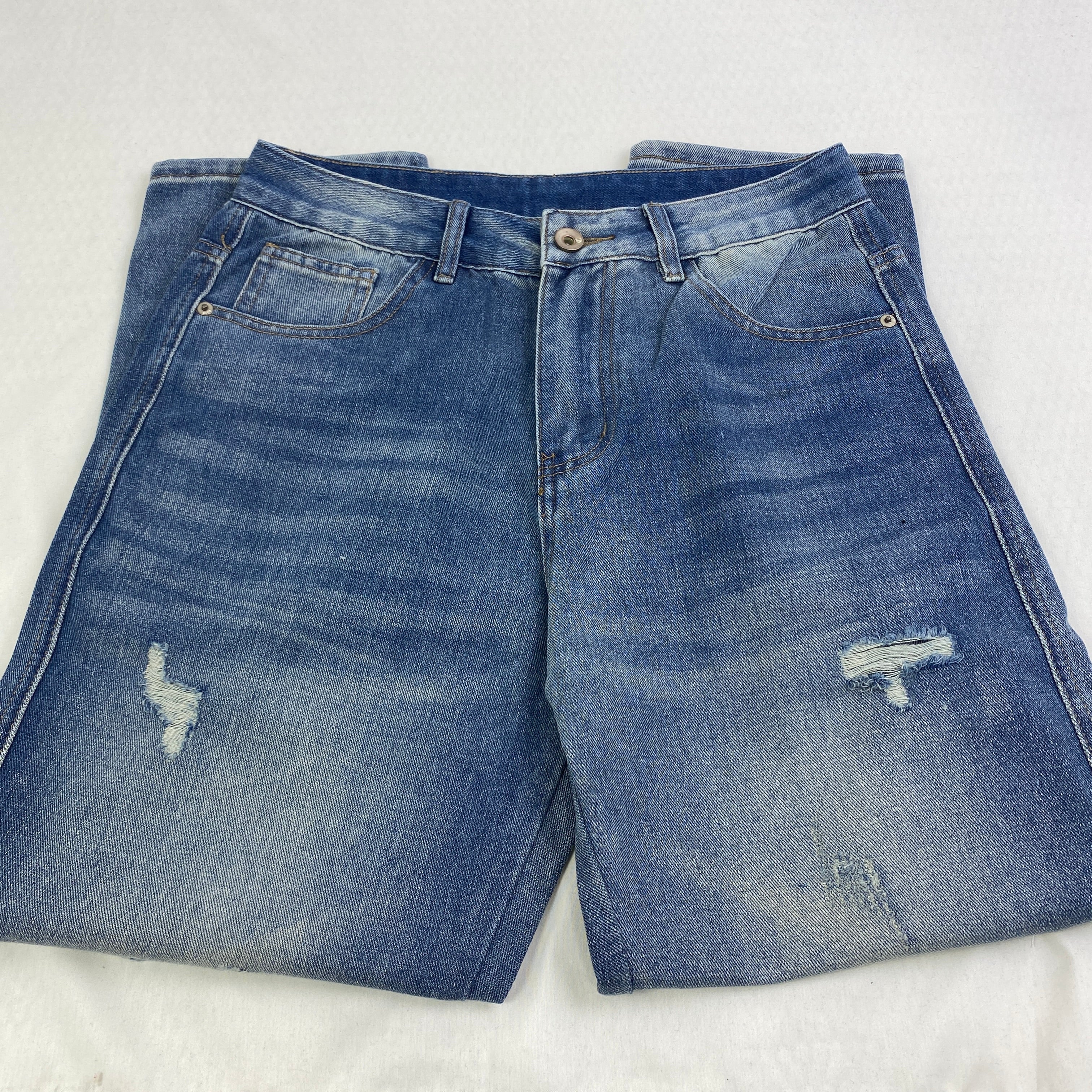Hole-less loose straight-leg jeans