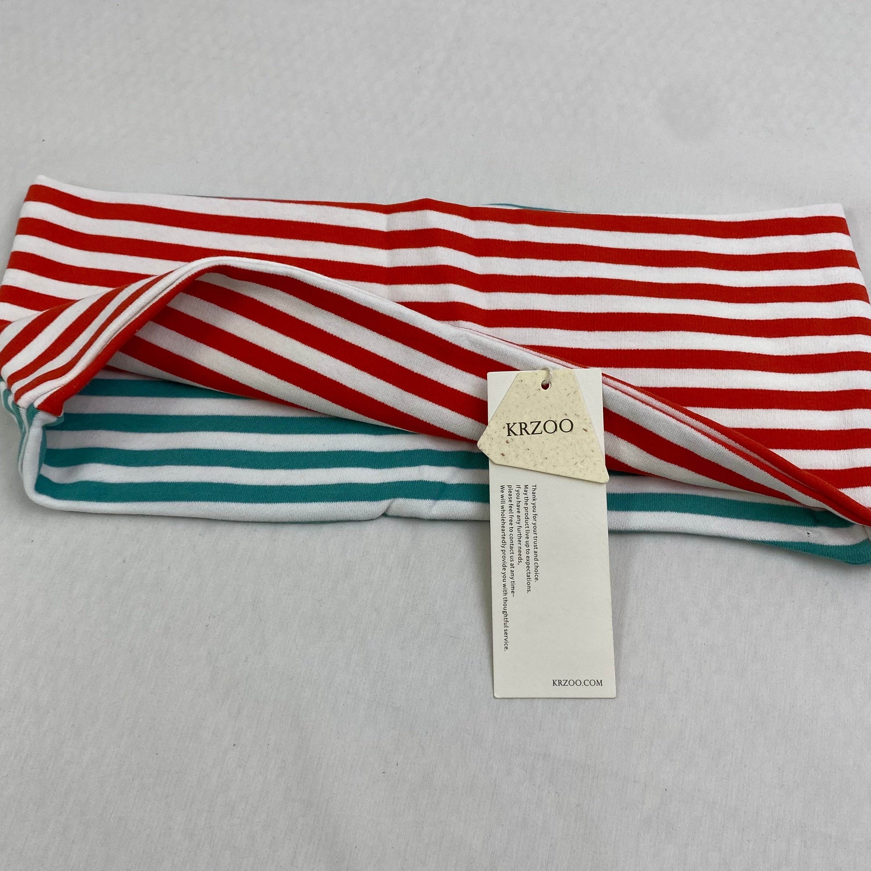 Multi-color plunging striped top