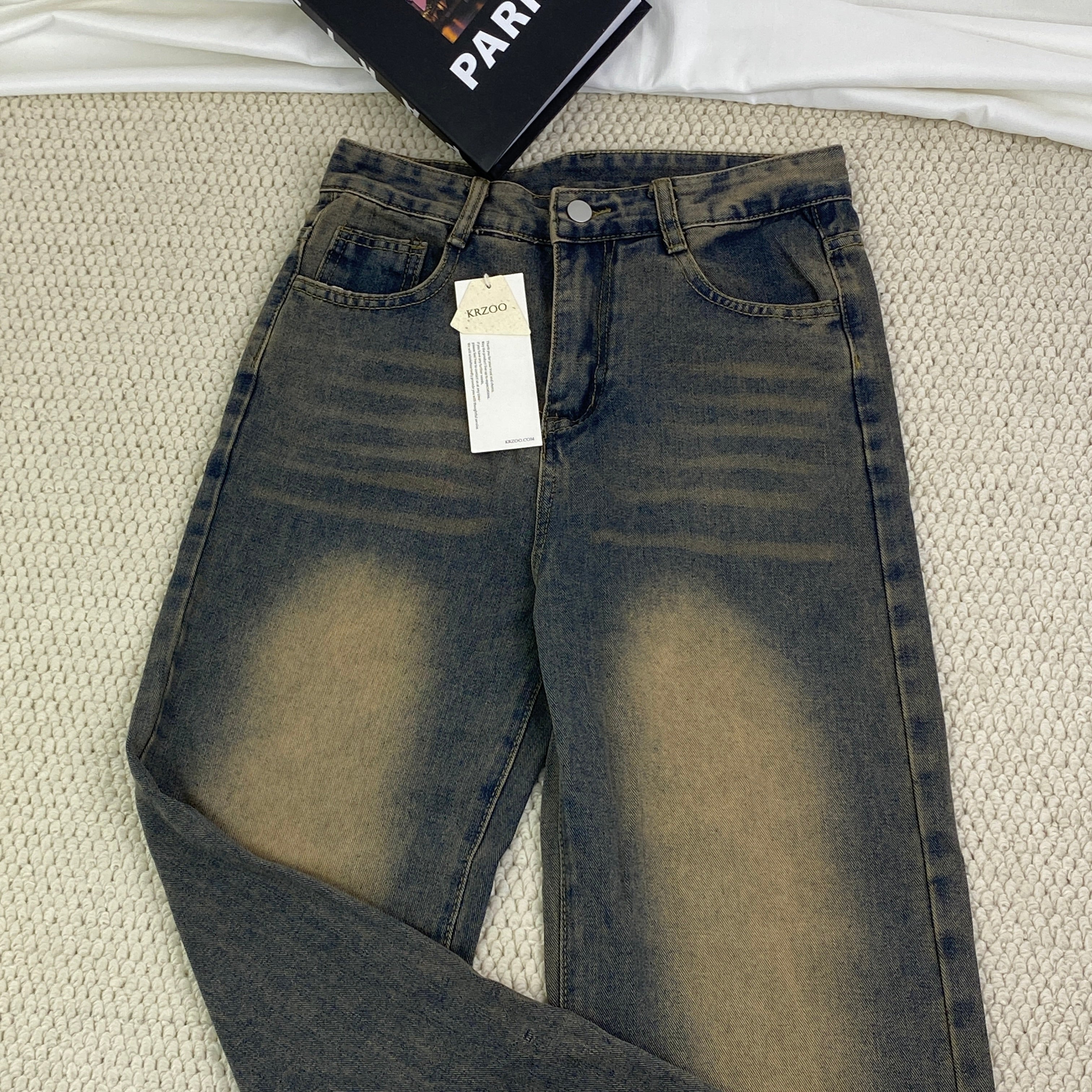 Wide-leg, stretchy and loose fit jeans