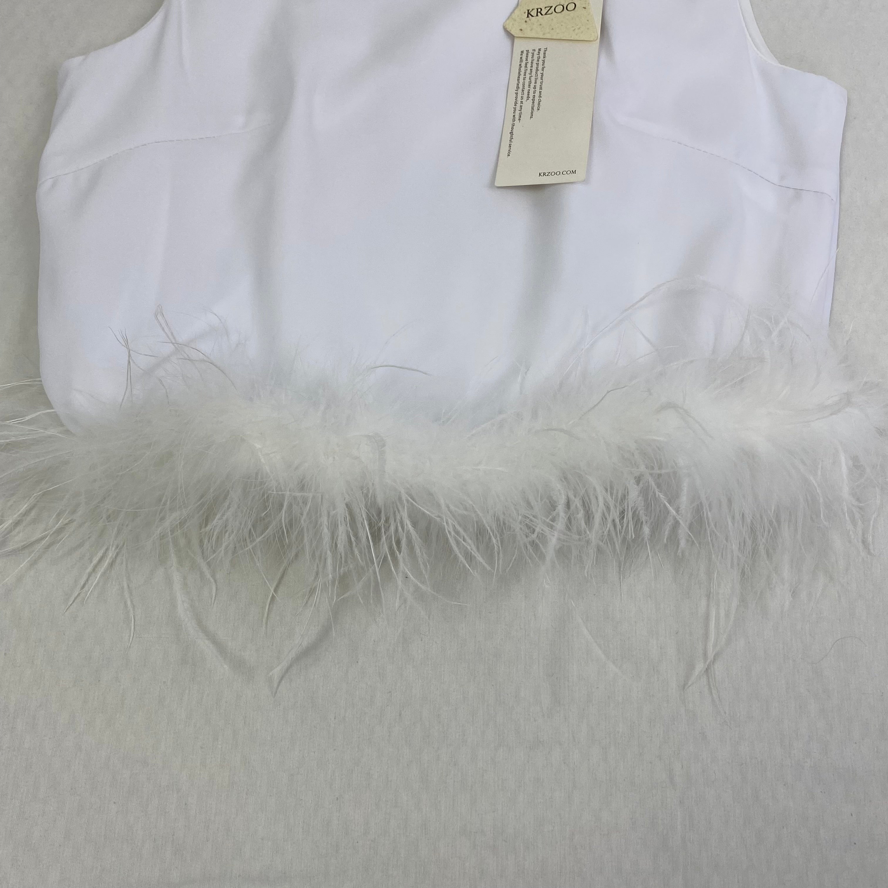 Round-neck sleeveless quilted feather vest top