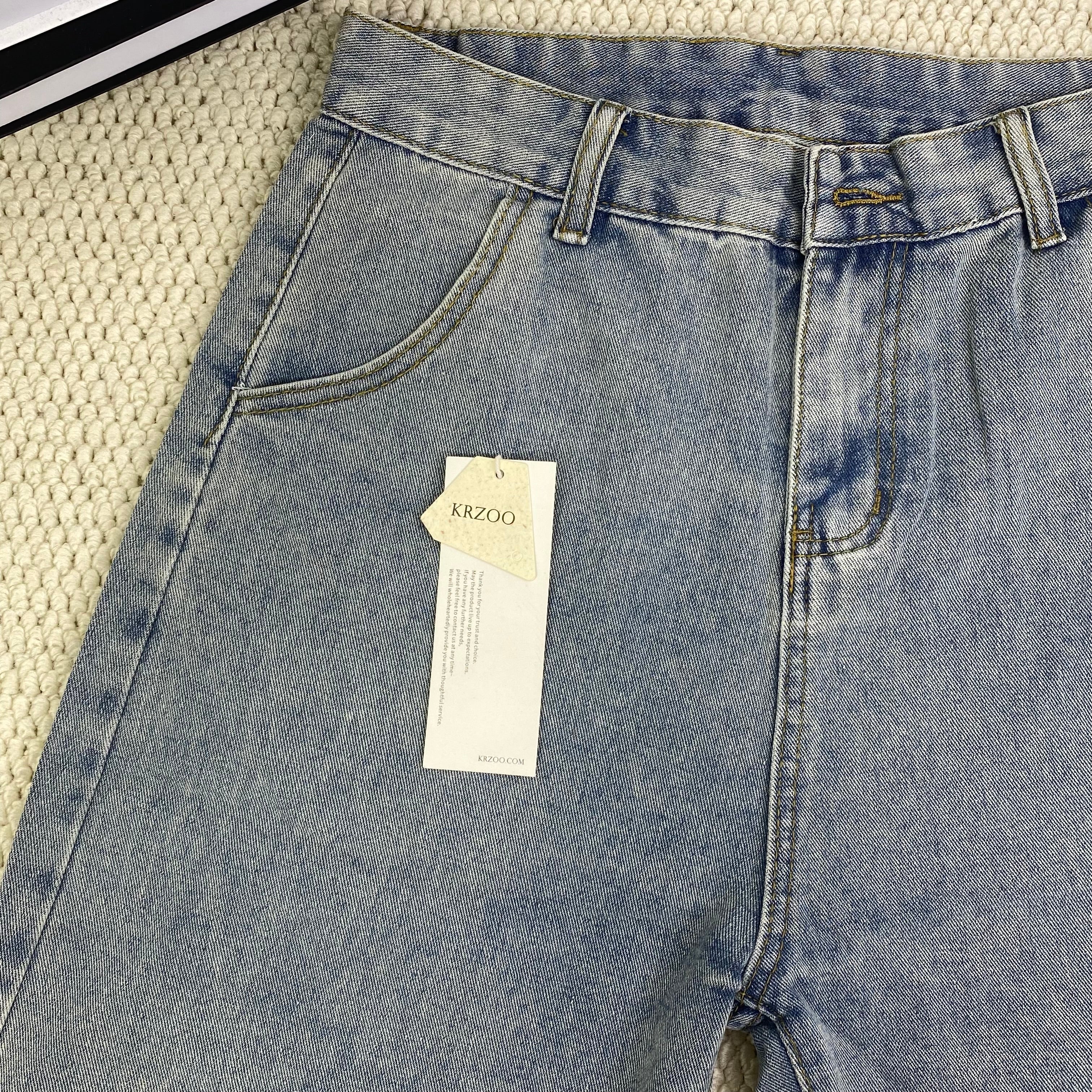 Five-piece embroidered short denim pants