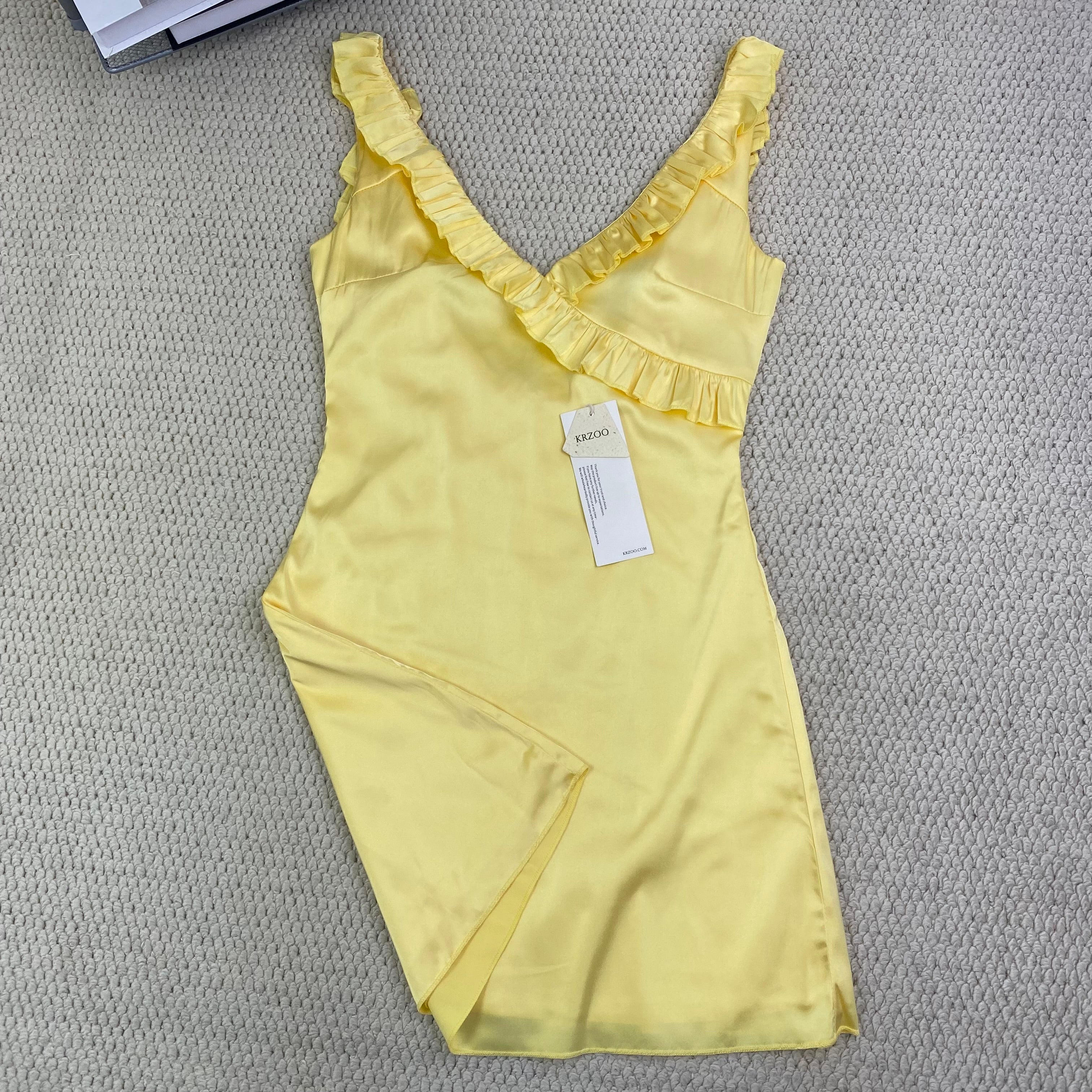 Strapless sleeveless racerback short dress